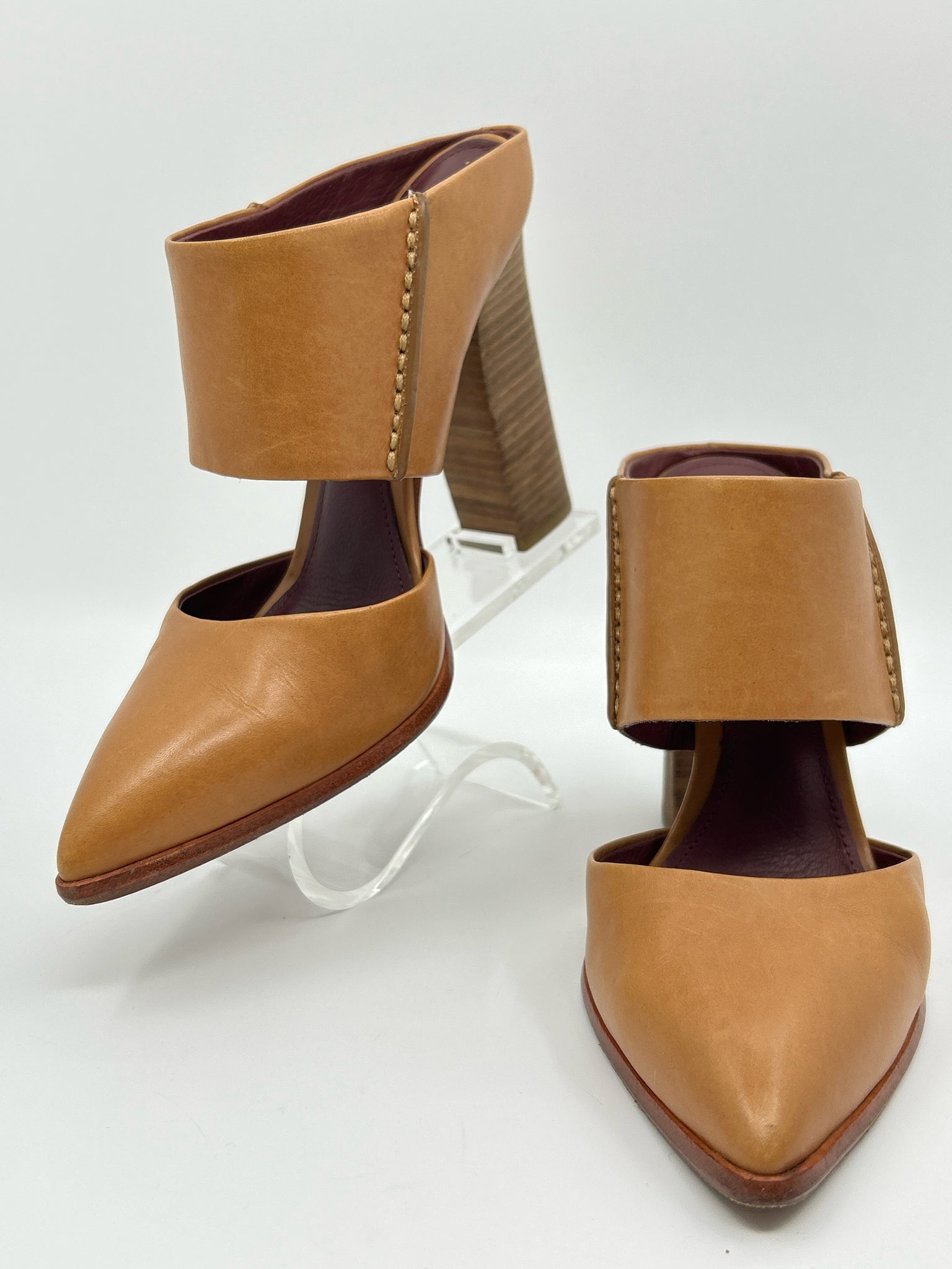 COACH Size 7B Tan Women Booties