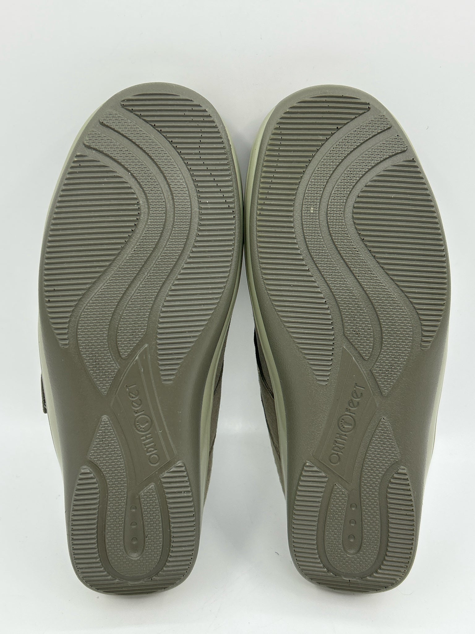 ORTHOFEET Size 8 Grey Women Sneakers