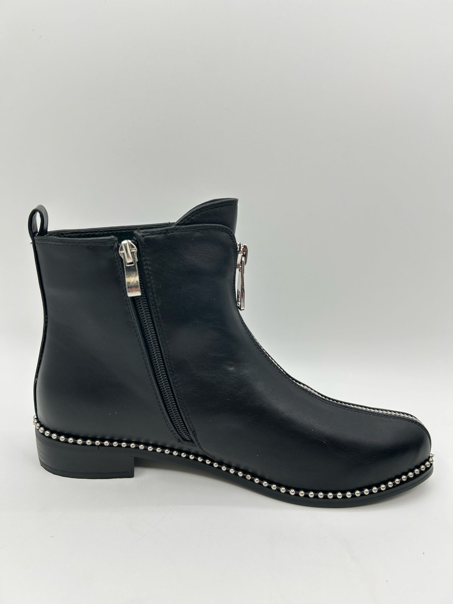NU NINETY UNION Size 11 Black Women Booties