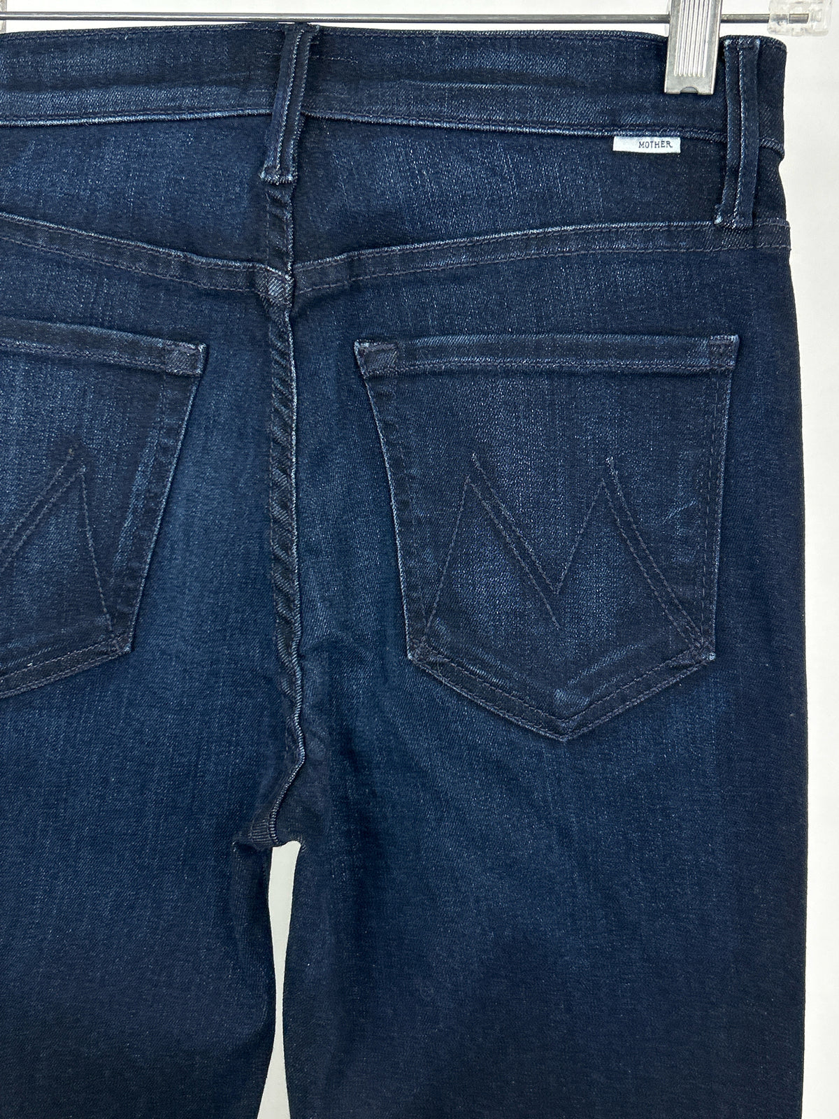 MOTHER NWT Size 2/26 BLUE DENIM Women jeans