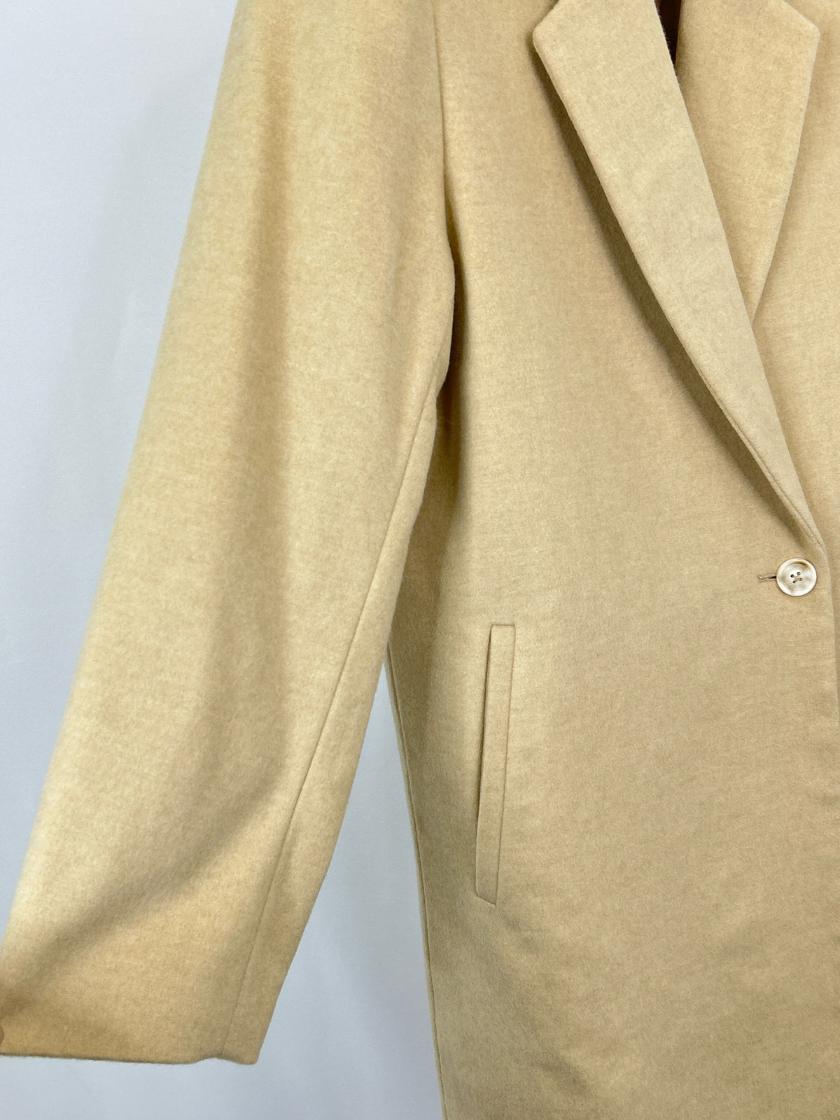 QUINCE Size L Cream Women Coat