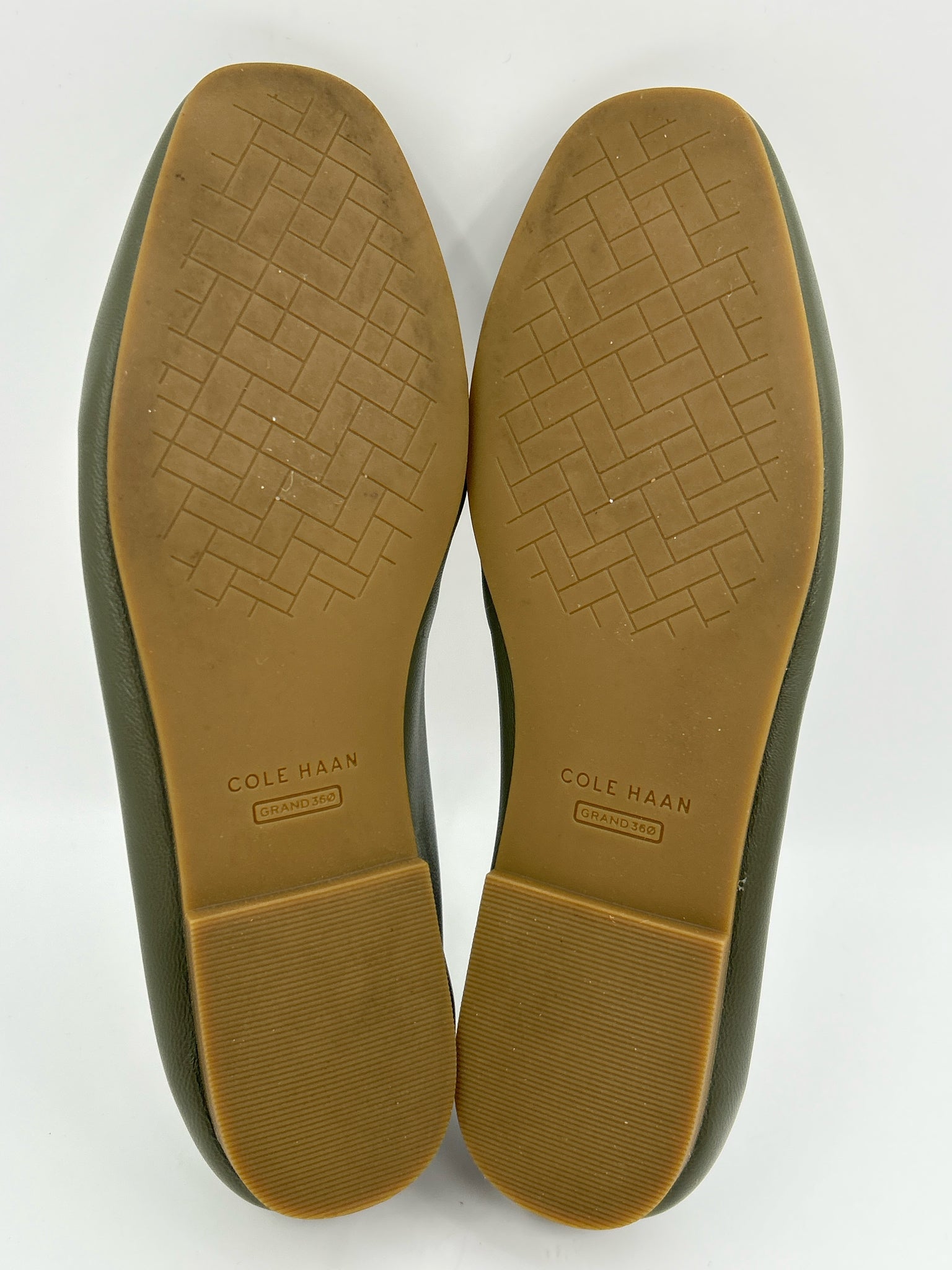 COLE HAAN Size 6.5B OLIVE Women's Flats