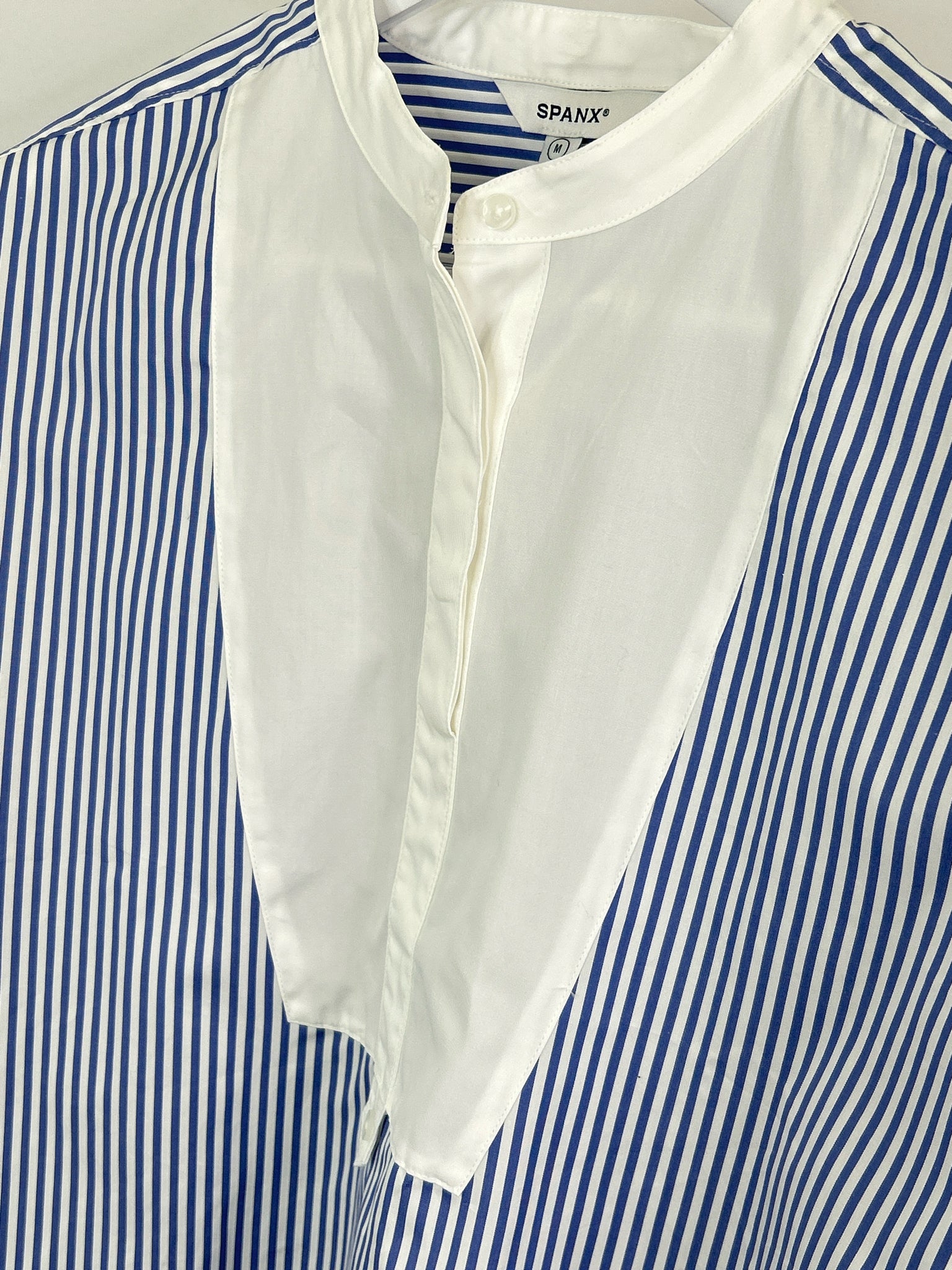 SPANX Size M Blue & White Women Top NWT