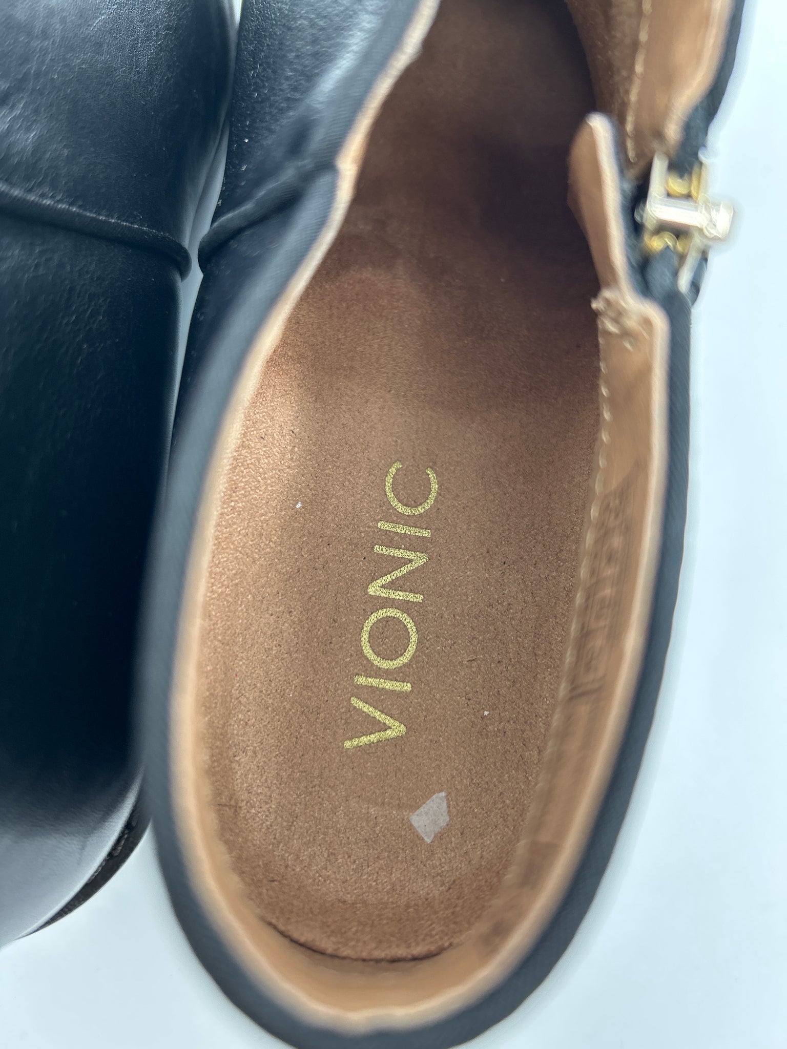 VIONIC Size 6.5 Black Women Booties
