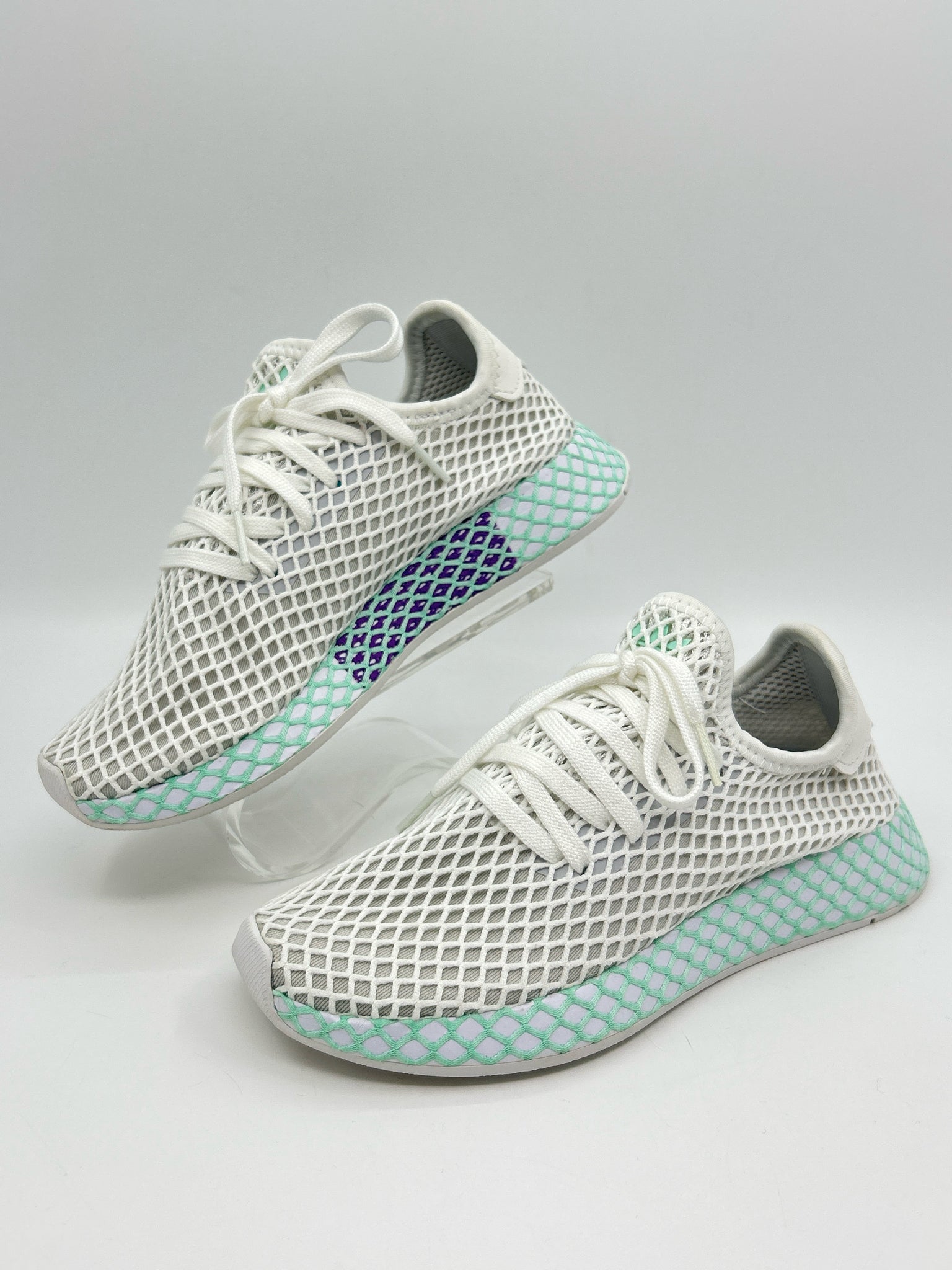 ADIDAS Size 6 White Women Sneakers