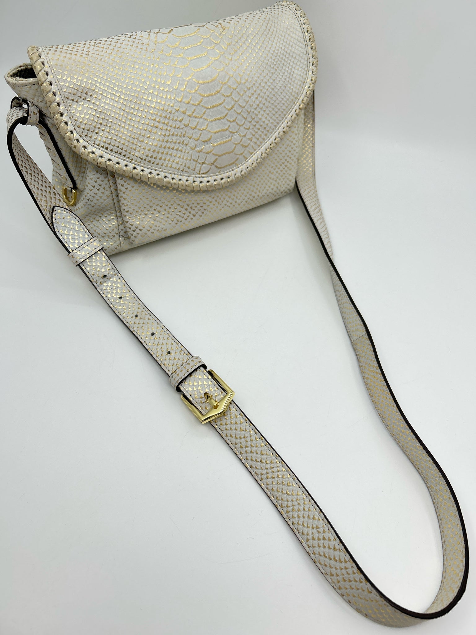AIMEE KESTENBERG WHITE AND GOLD Women Purse