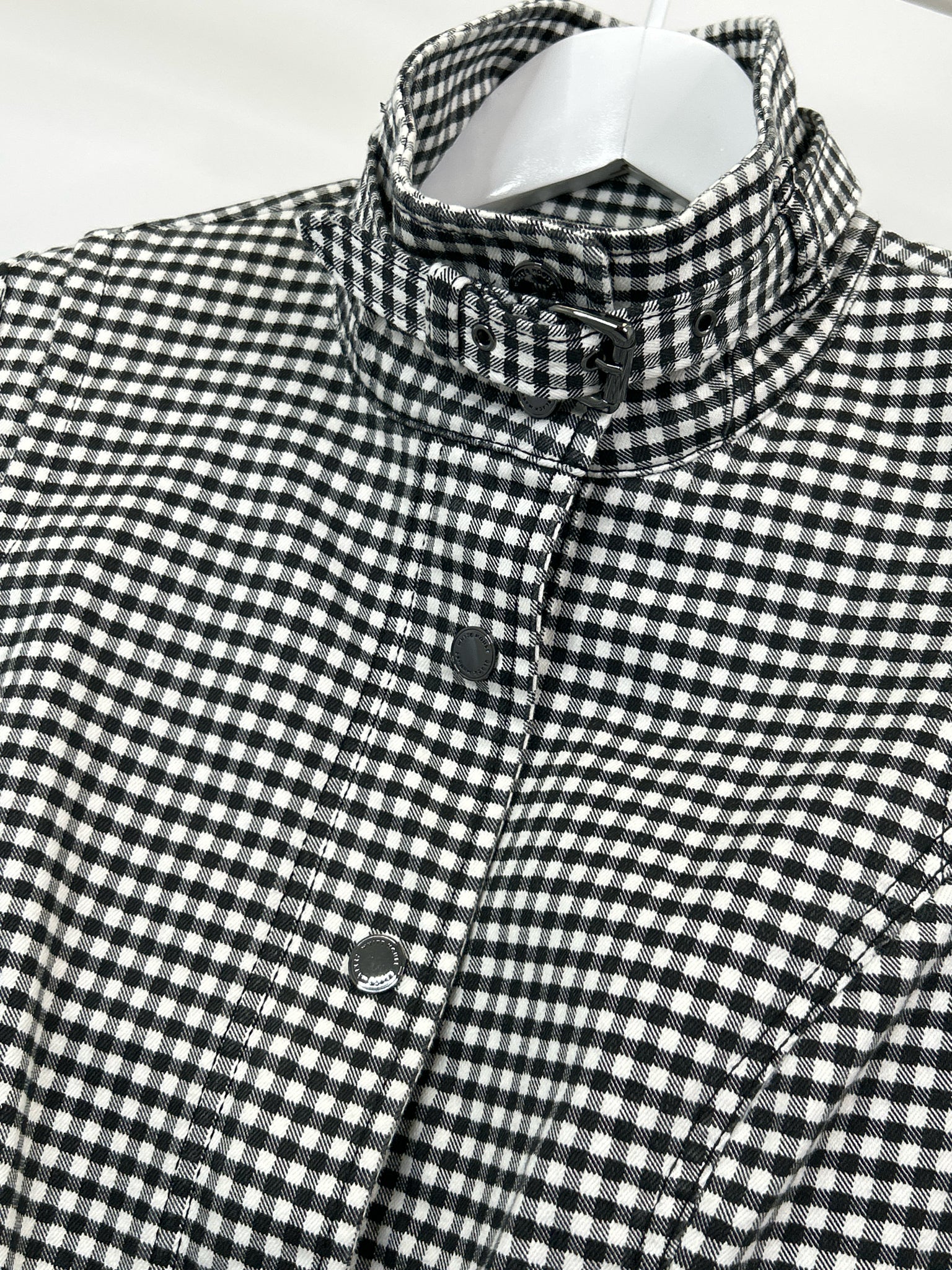 White House Black Market Size 4 Black & White Women Jacket
