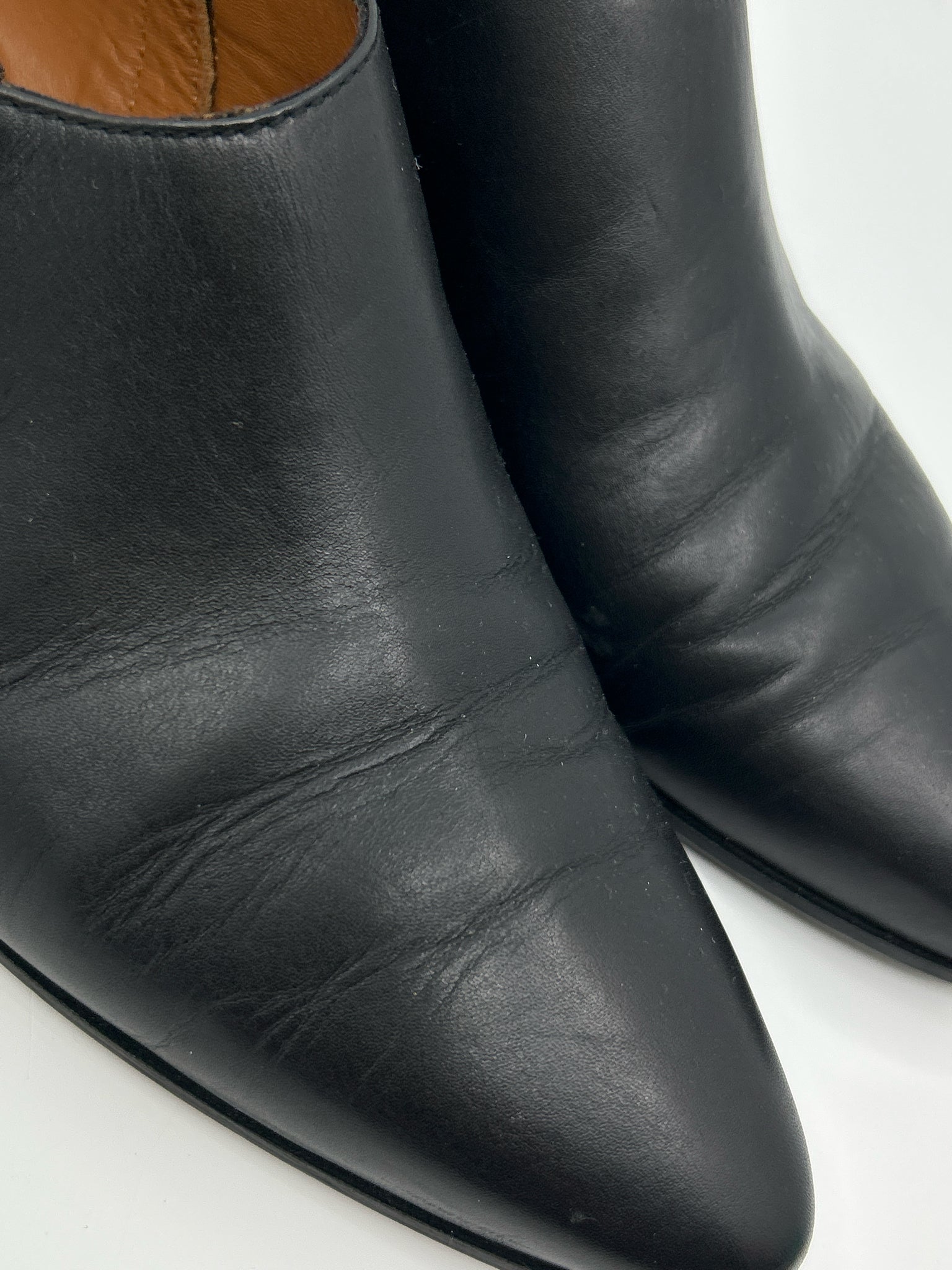 AQUATALIA Size 10 Black Women Booties