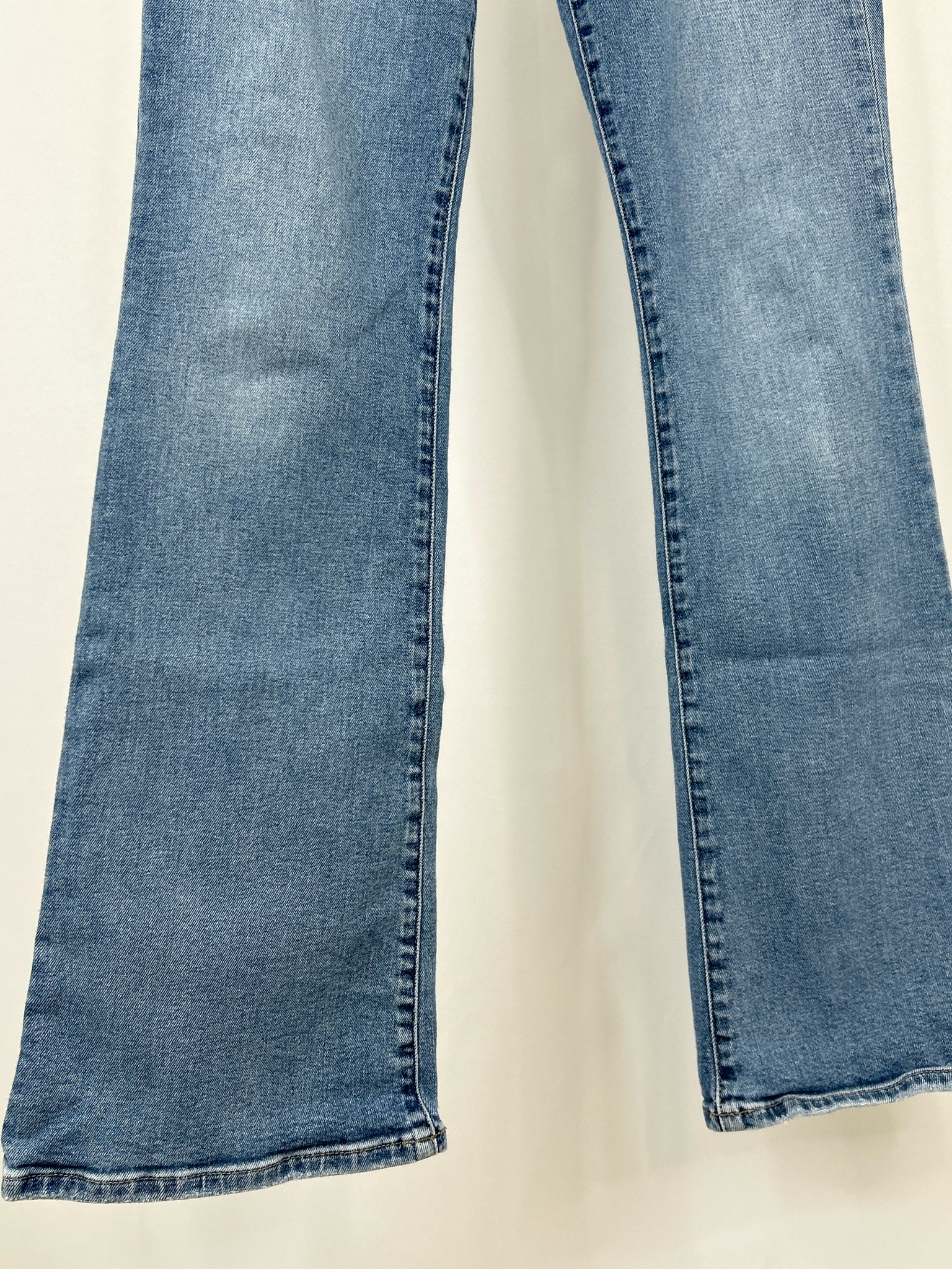 JOES Size 4/27 BLUE DENIM Women jeans