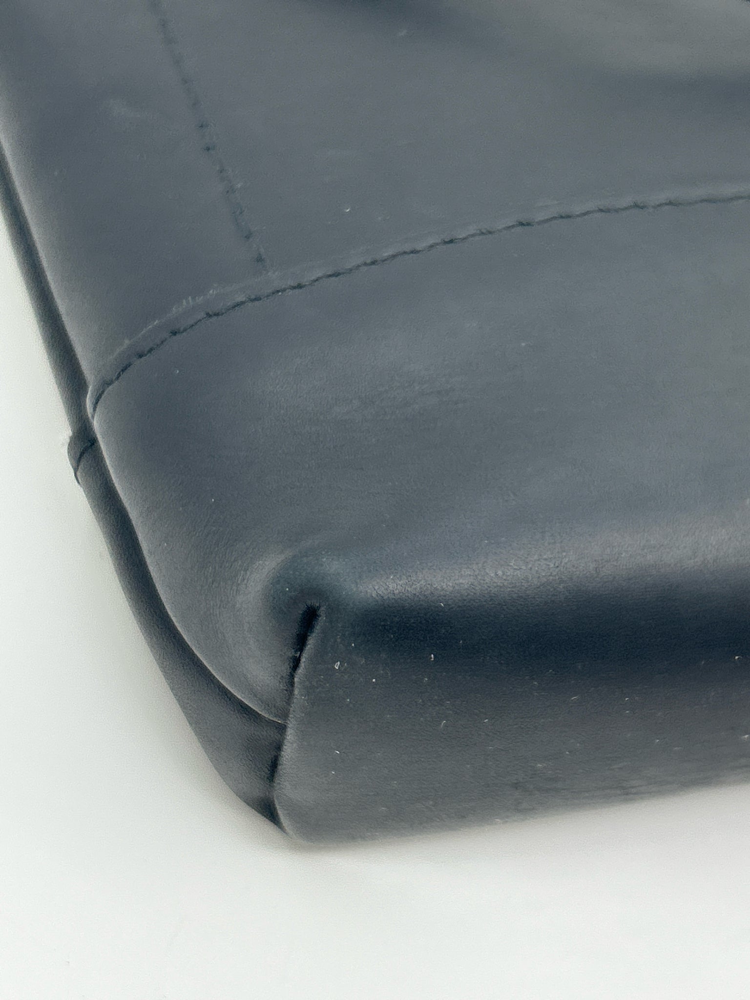 PORTLAND LEATHER GOODS Black Women Purse