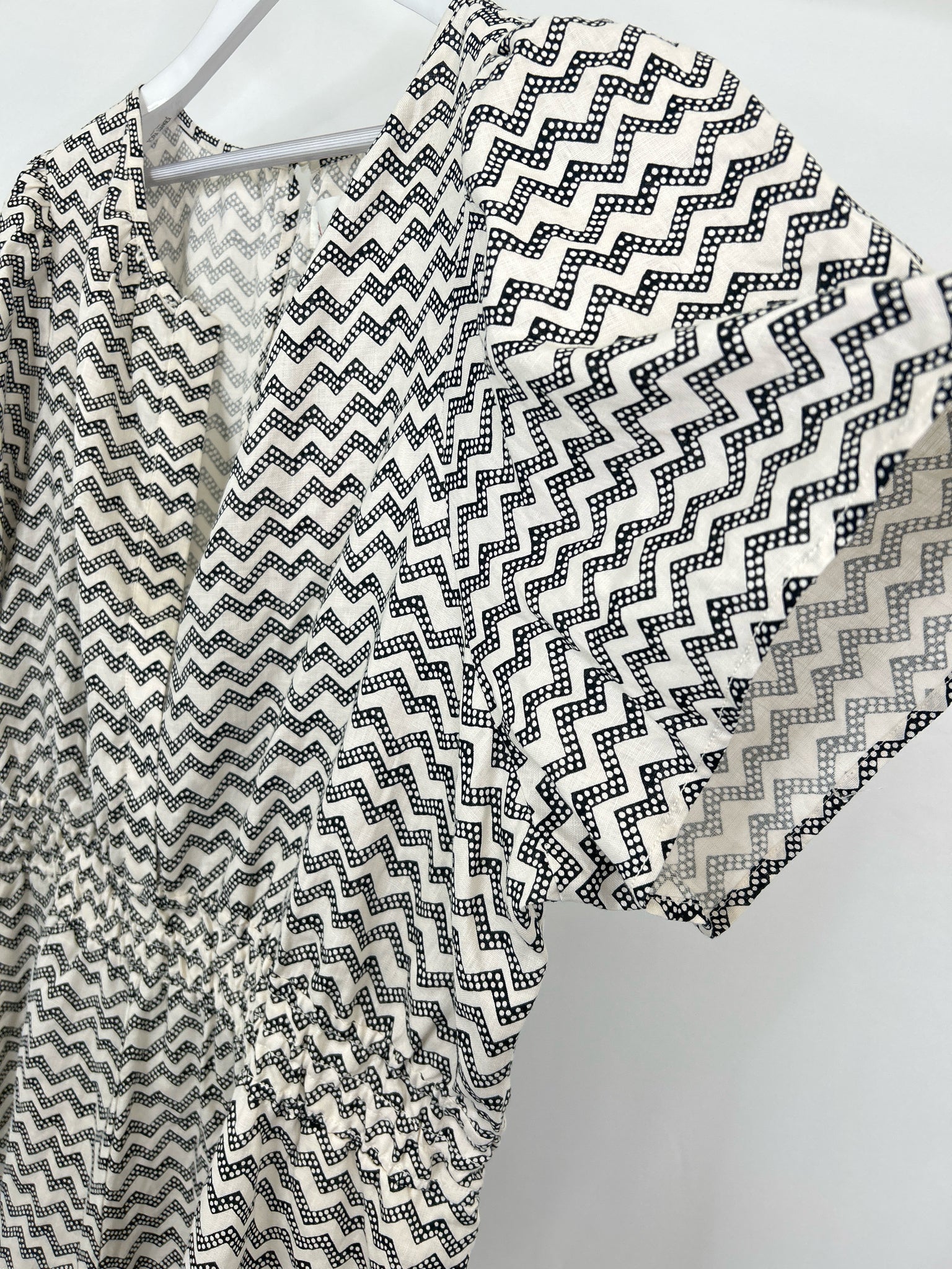 ANTHROPOLOGIE Size 3X White and black Women Romper