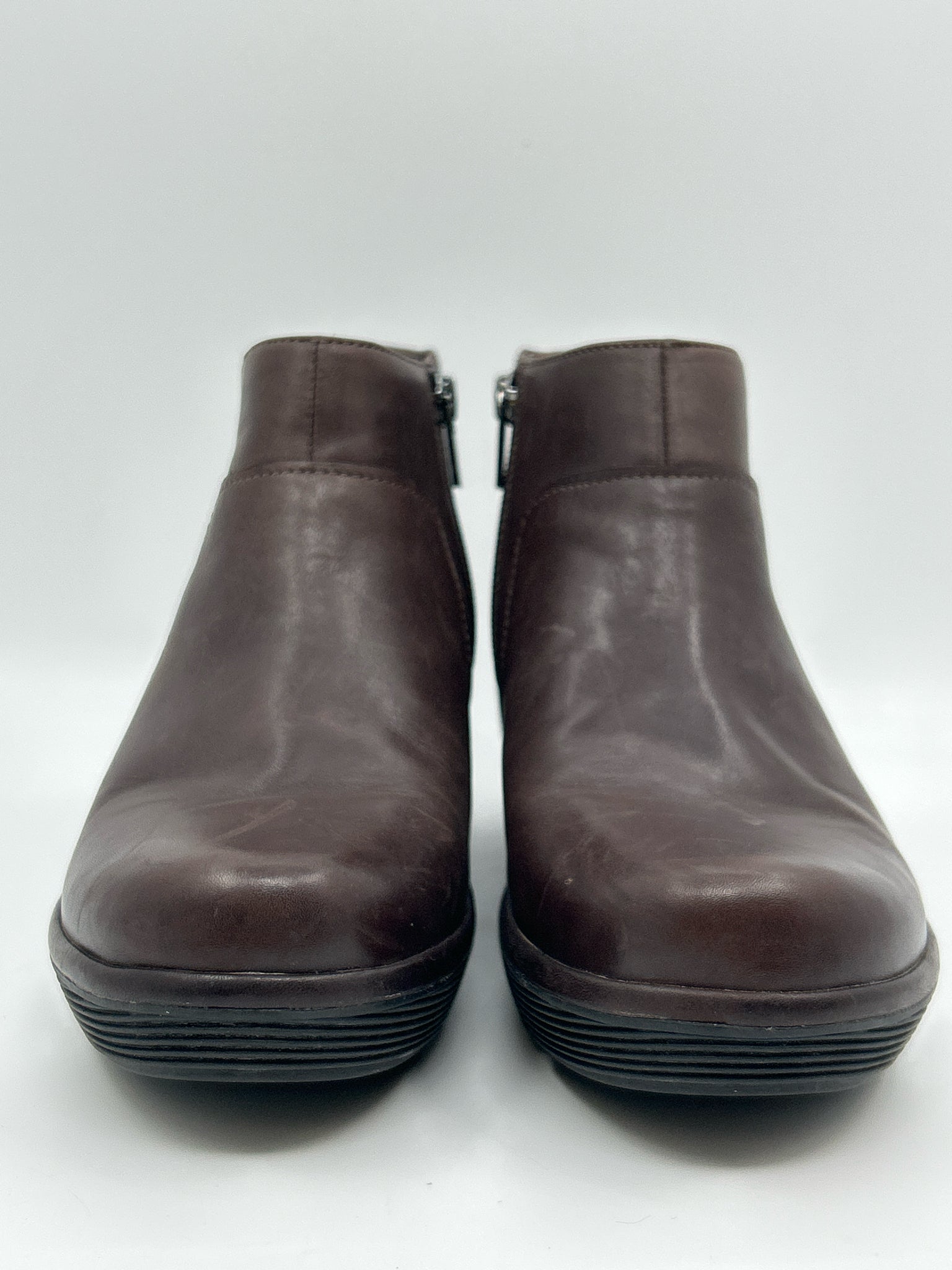 CLARKS Size 9.5M DARK BROWN Women Booties