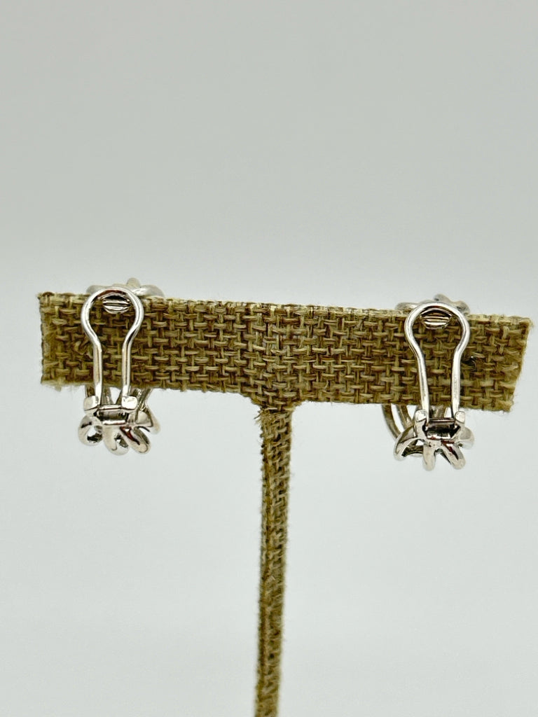 Silpada Silver Women's Earrings