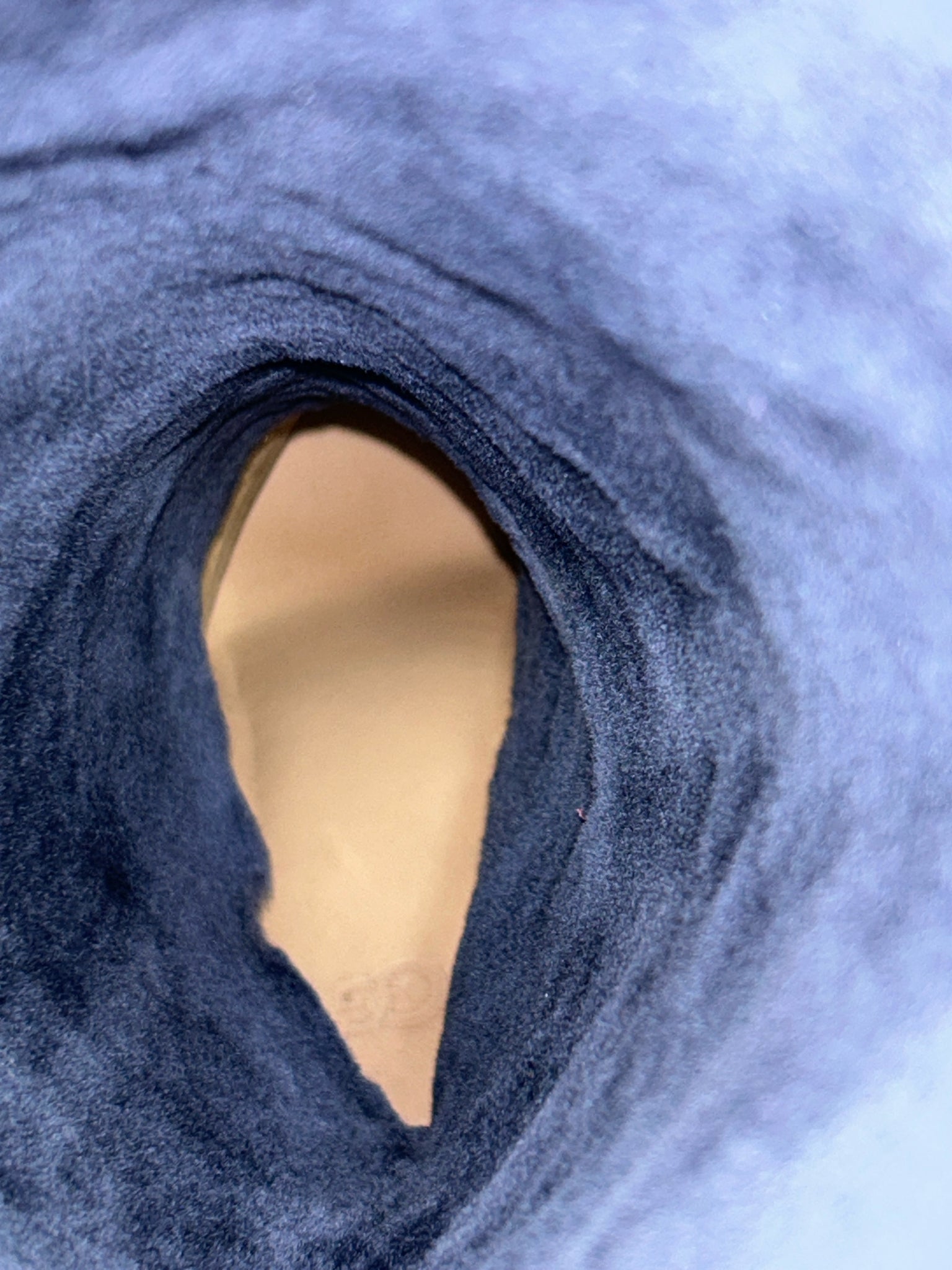 UGG Size 8 Blue Print Women Boots