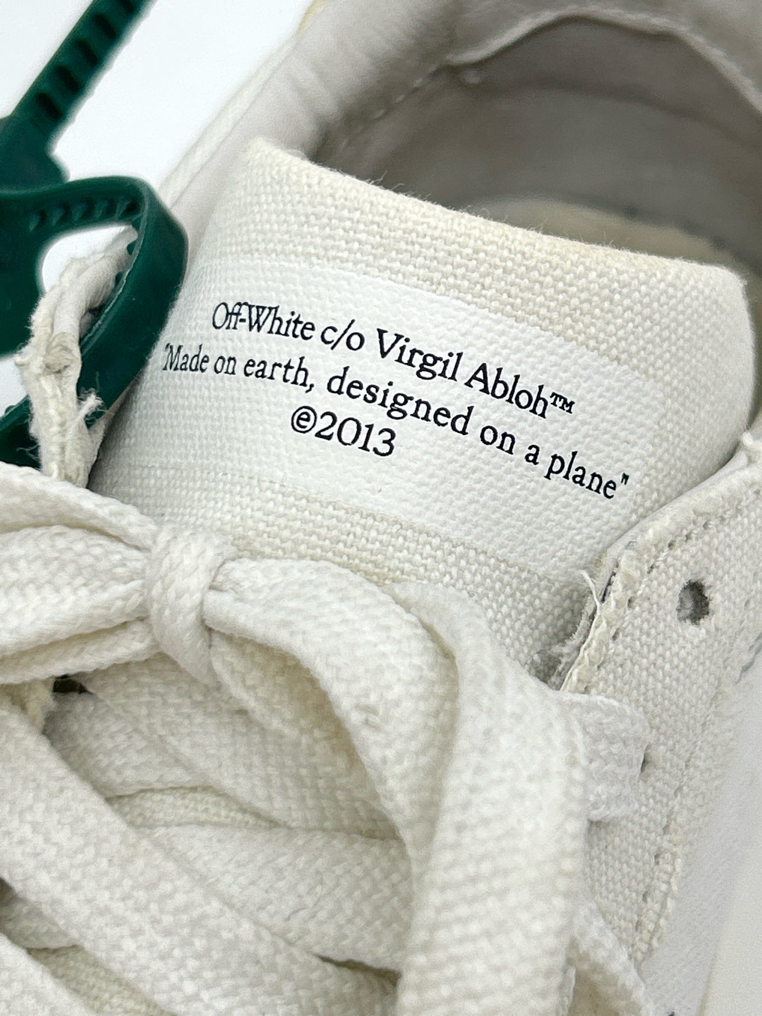 OFF-WHITE Size 37 white & grey Women Sneakers