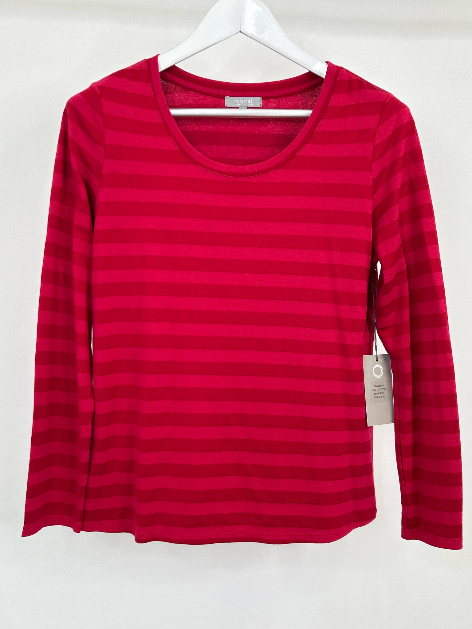HABITAT Size S Red Women T-shirt