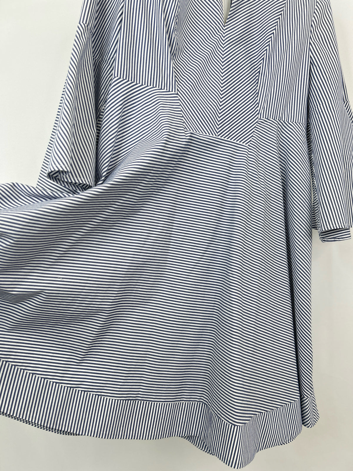 OO LA LA Size 12 blue and white Women Dress