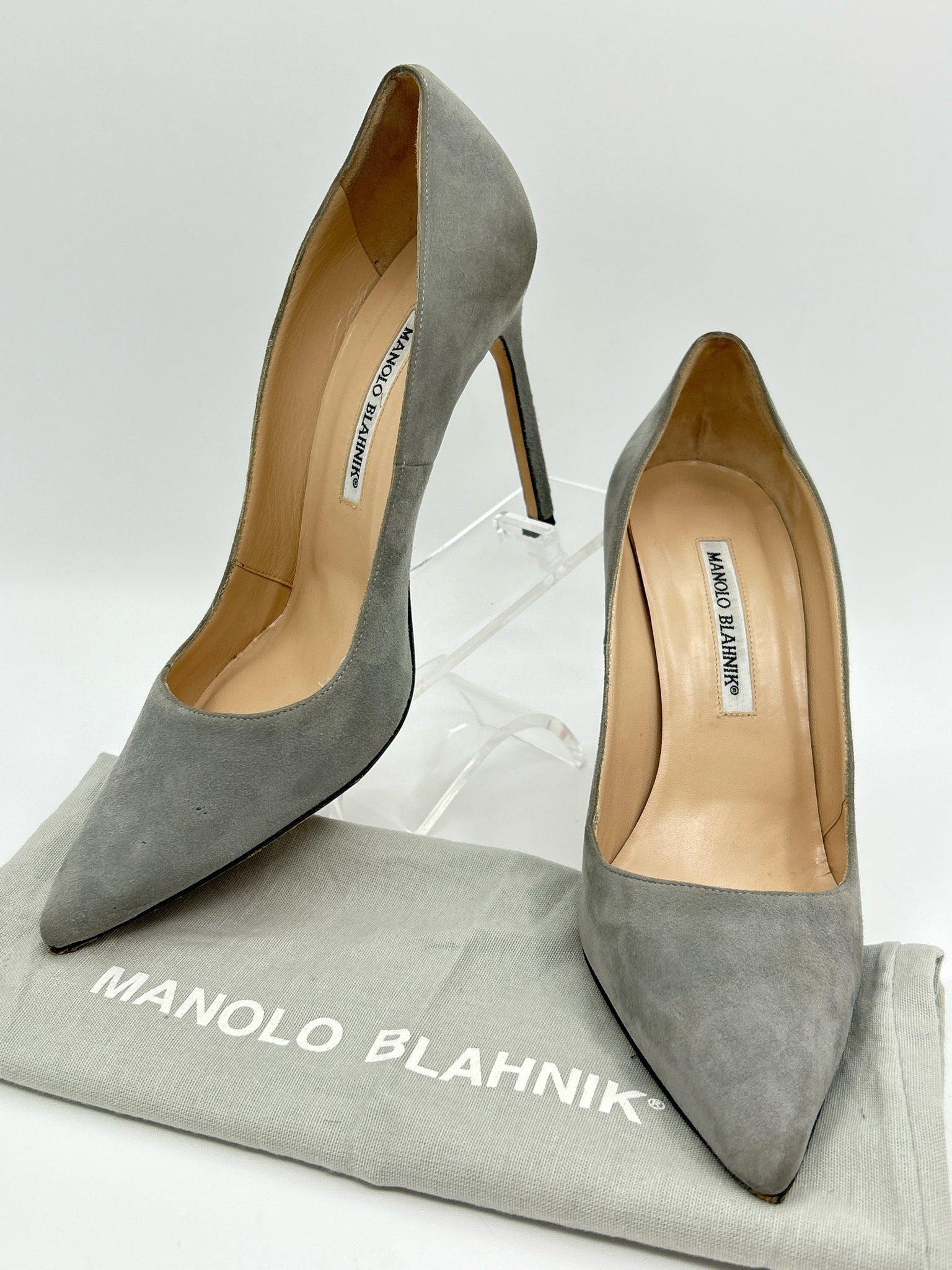 MANOLO BLAHNIK Size 38/8 Gray Women Pumps