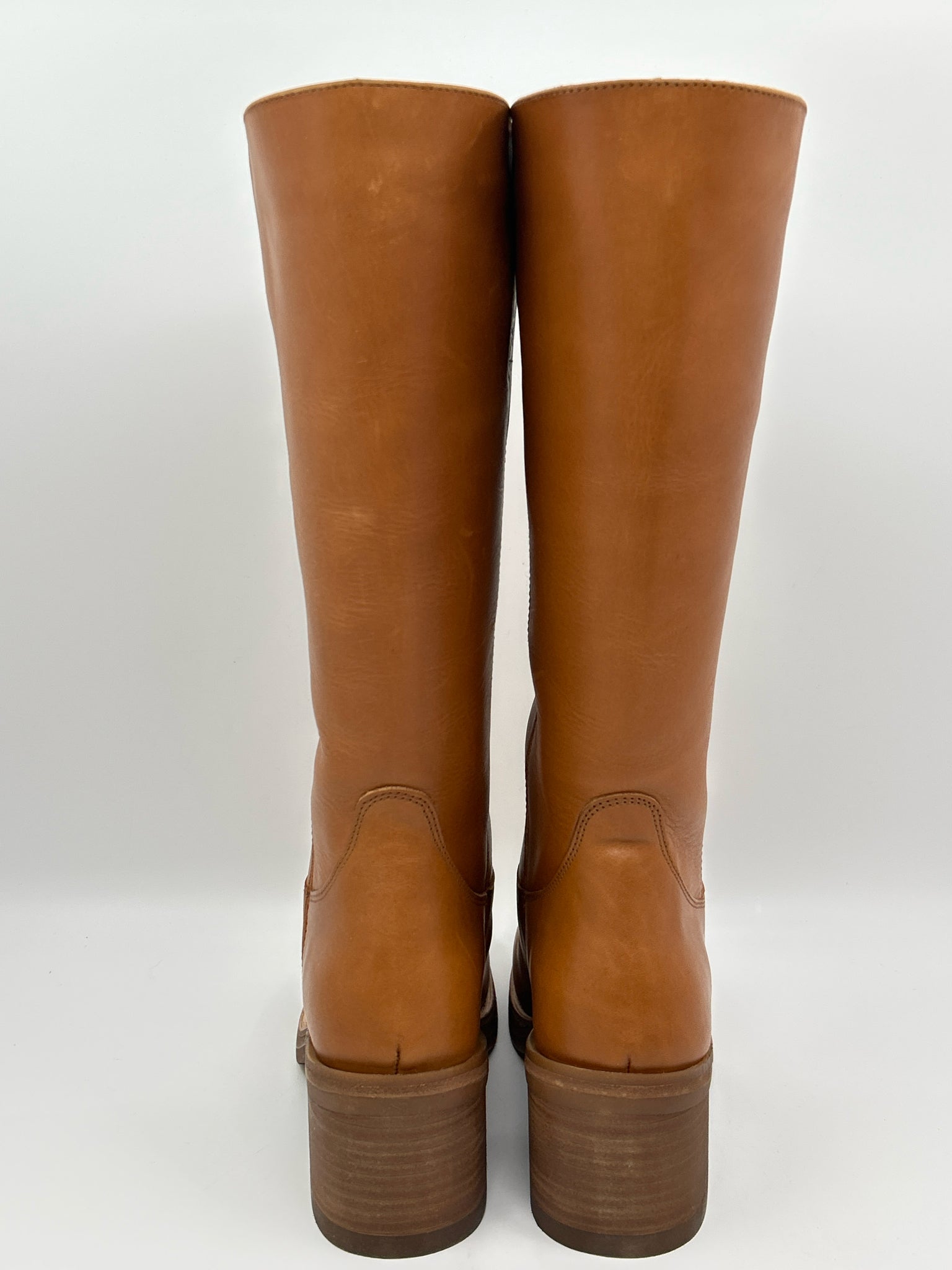 DINGO Size 8.5M Tan Women Boots