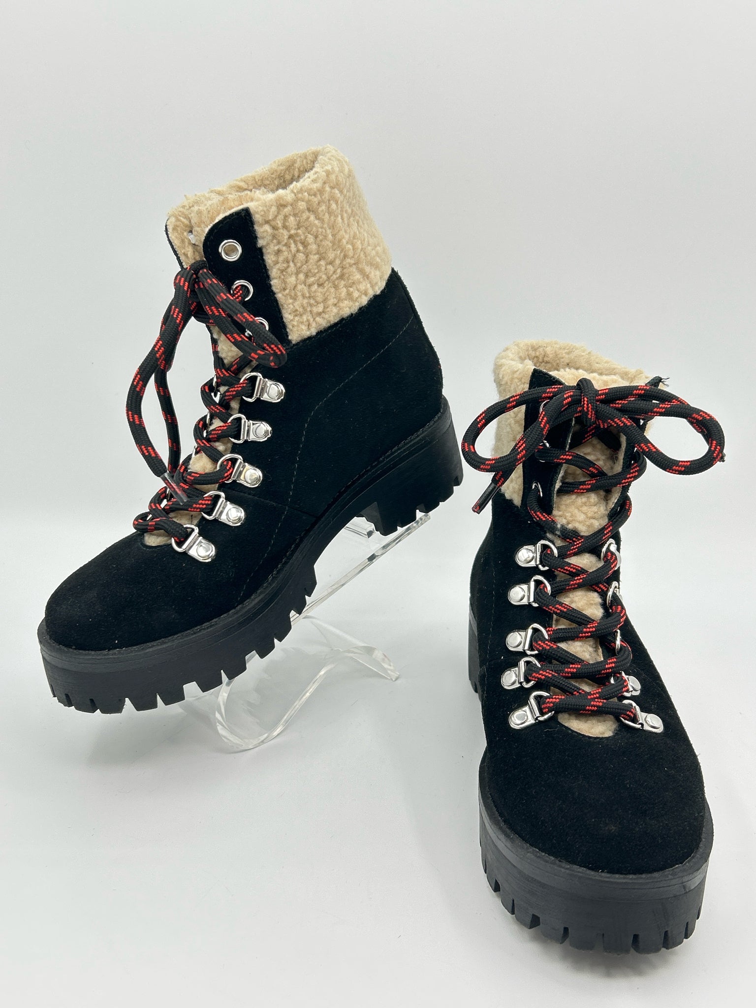 STEVE MADDEN Size 6.5M Black Women Booties