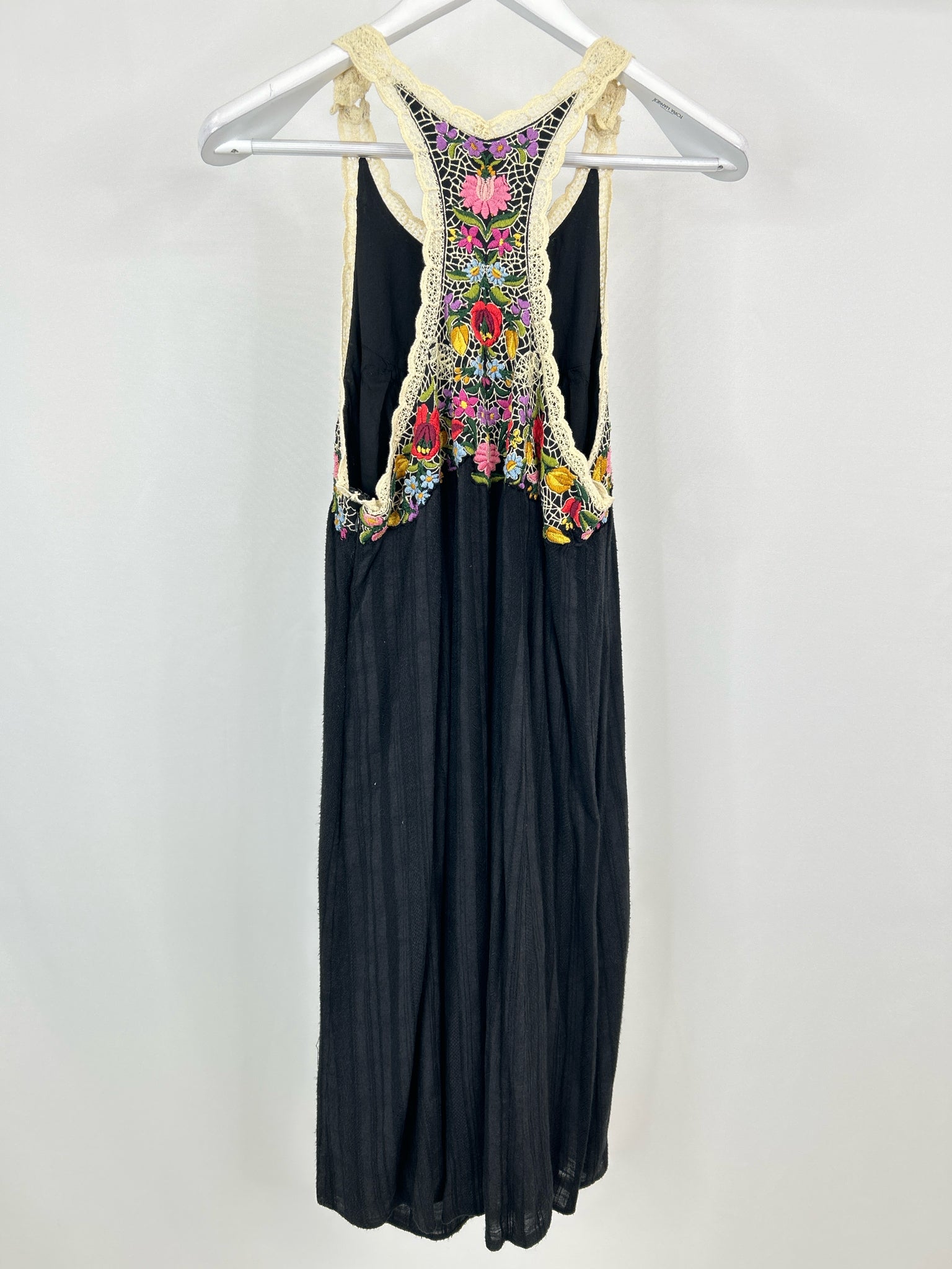 AKEMI + KIN Size M Black Print Women Dress
