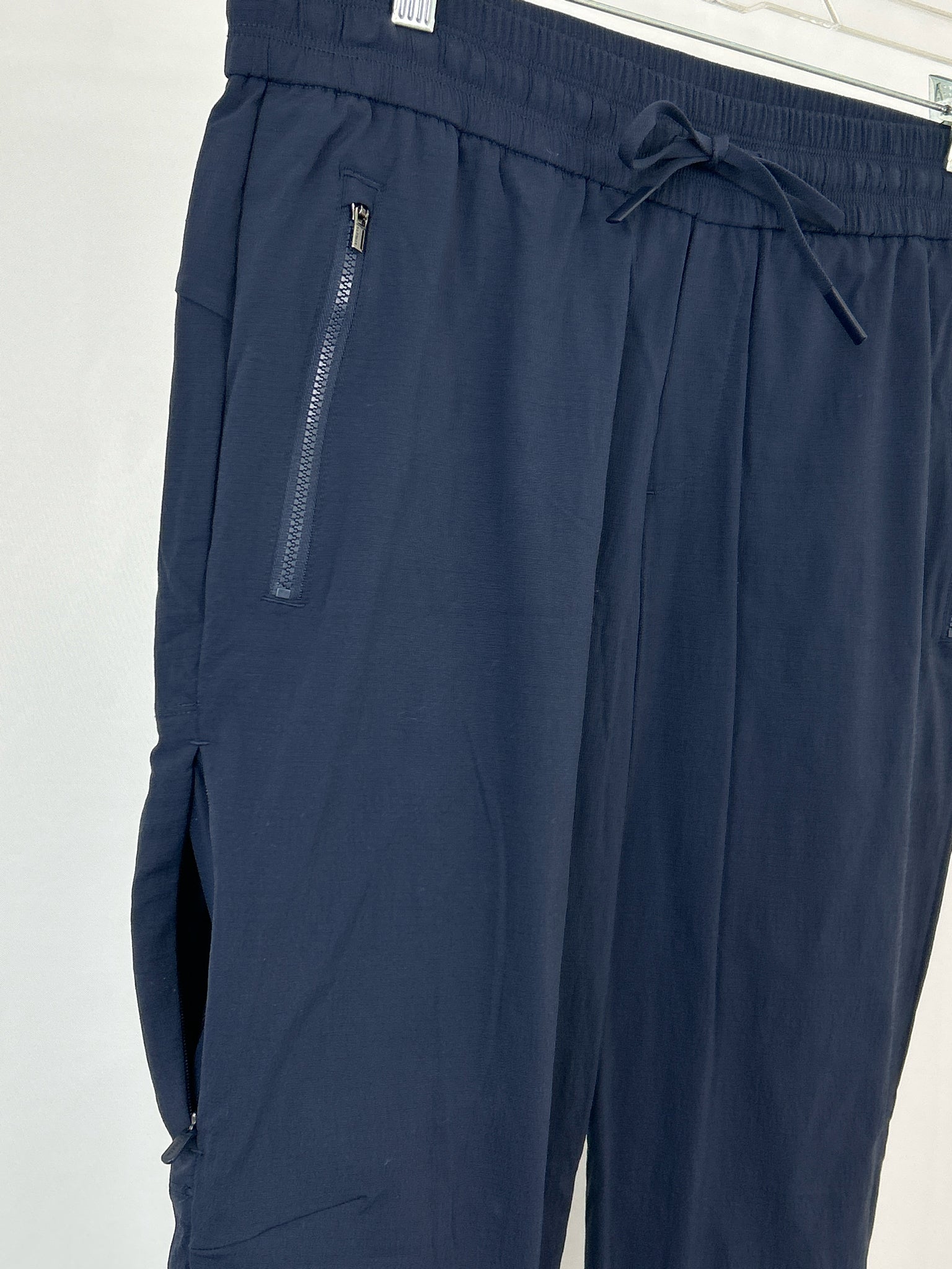 ATHLETA Size MP Navy Women Pants