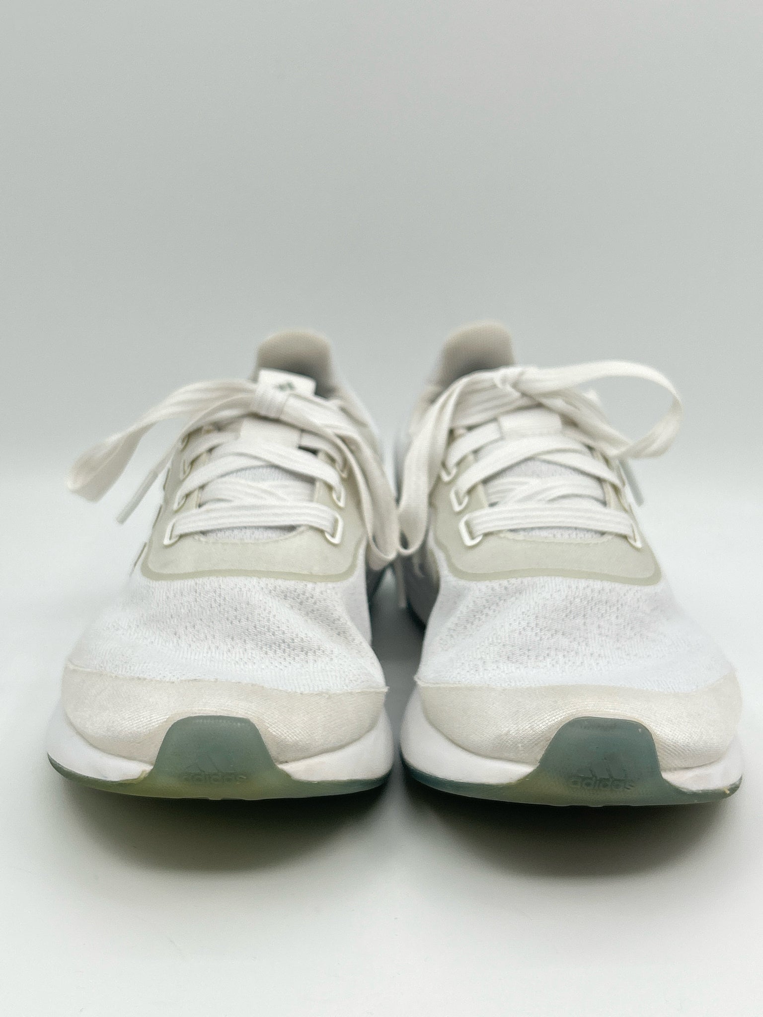 ADIDAS Size 7.5 White Women Sneakers