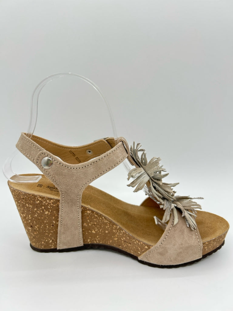 SPRING STEP Size 38 Beige Women's Sandal