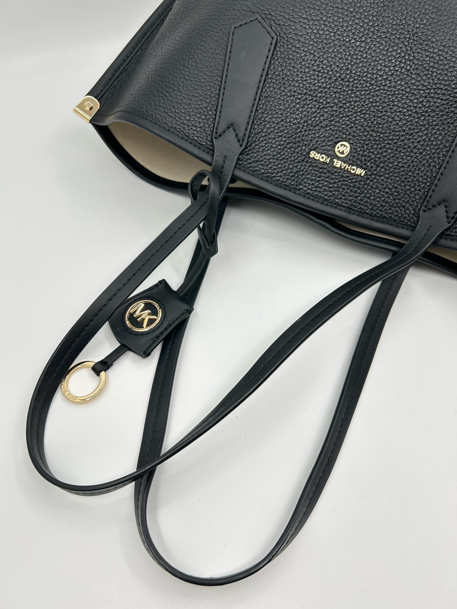 MICHAEL KORS Black Women Tote