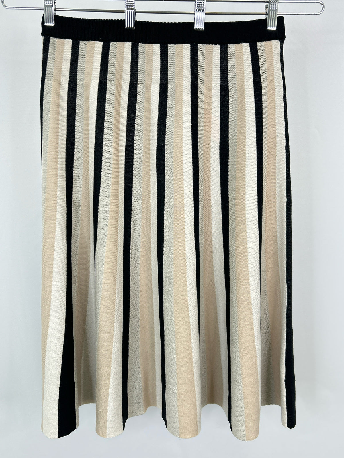 TAHARI Size XL black striped Women Skirt