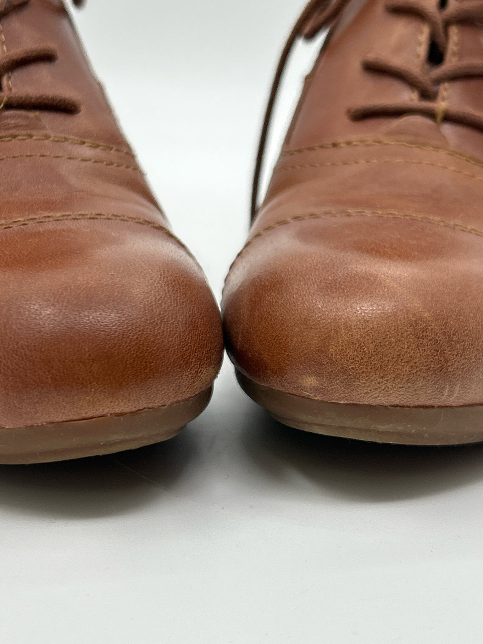 COMFORTIVA Size 9.5M Tan Women Pumps
