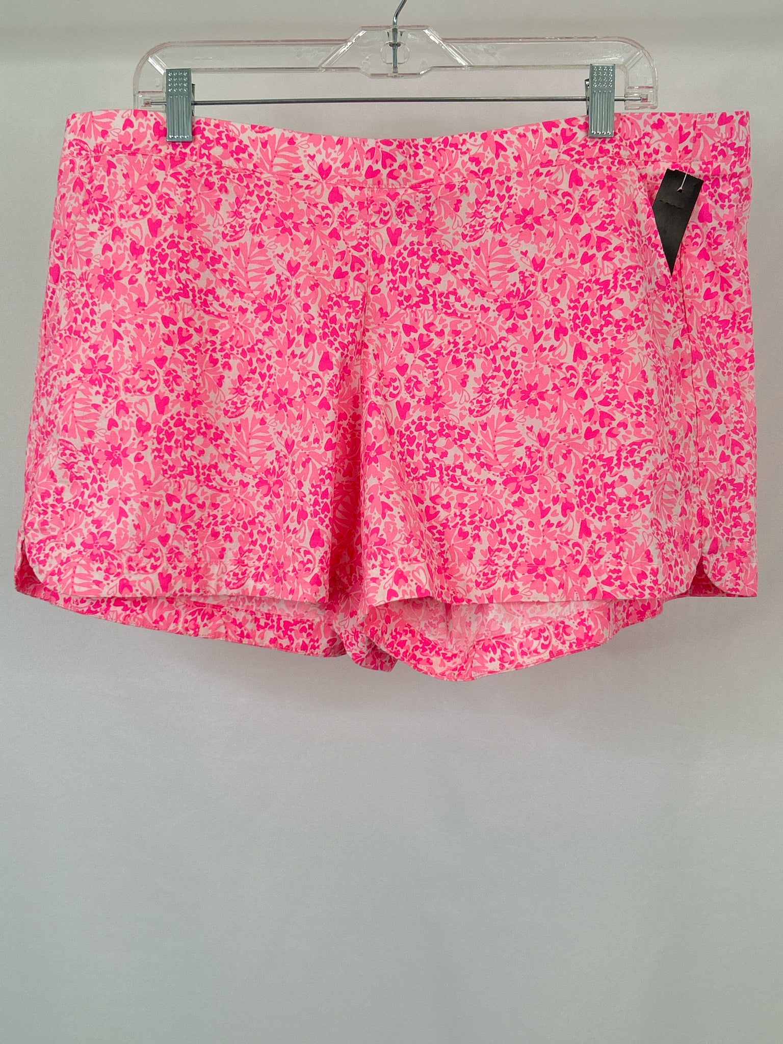 LILLY PULITZER Size XL Pink floral Women Shorts