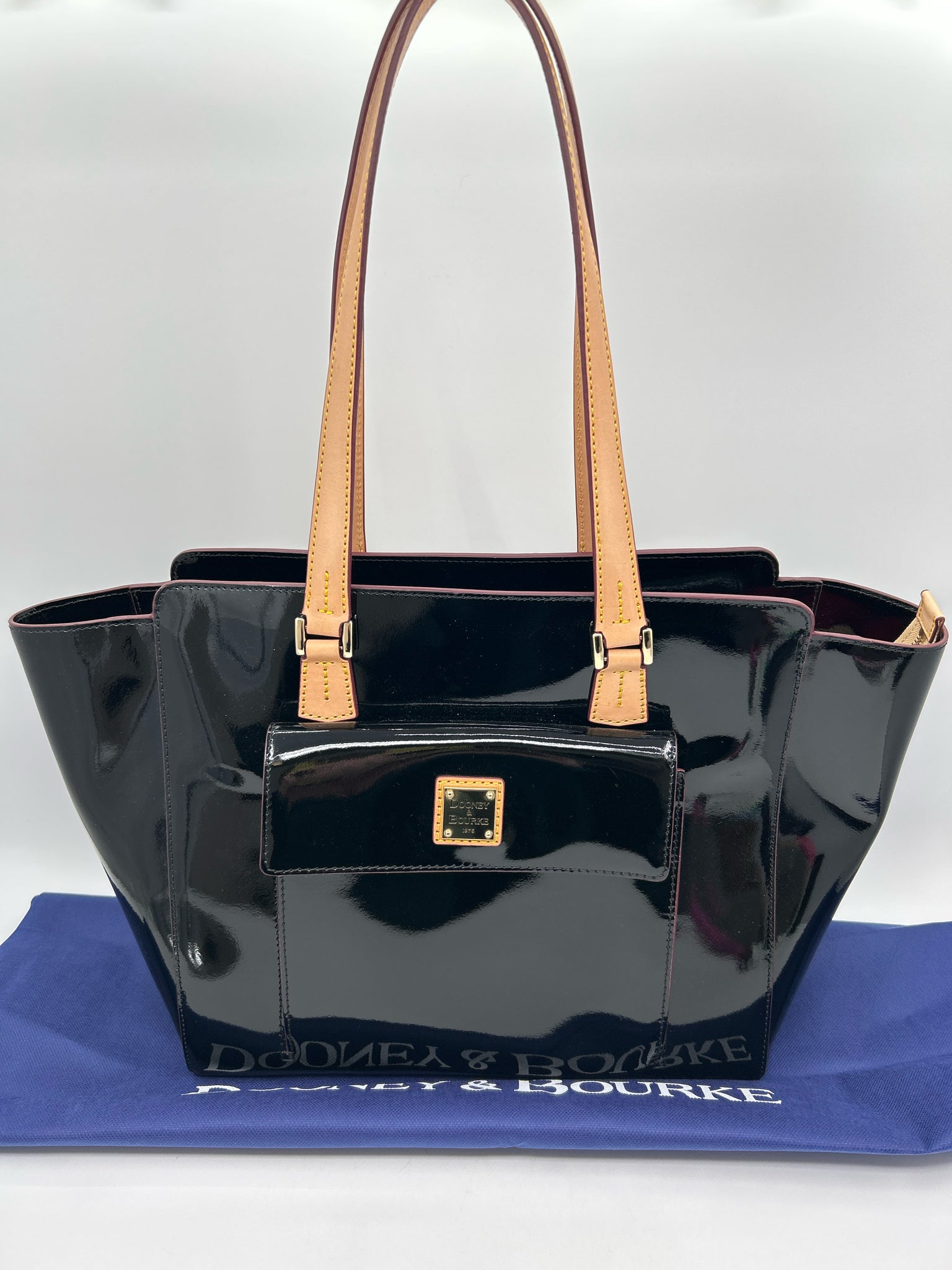 DOONEY & BOURKE Black and Tan Women Purse Tote