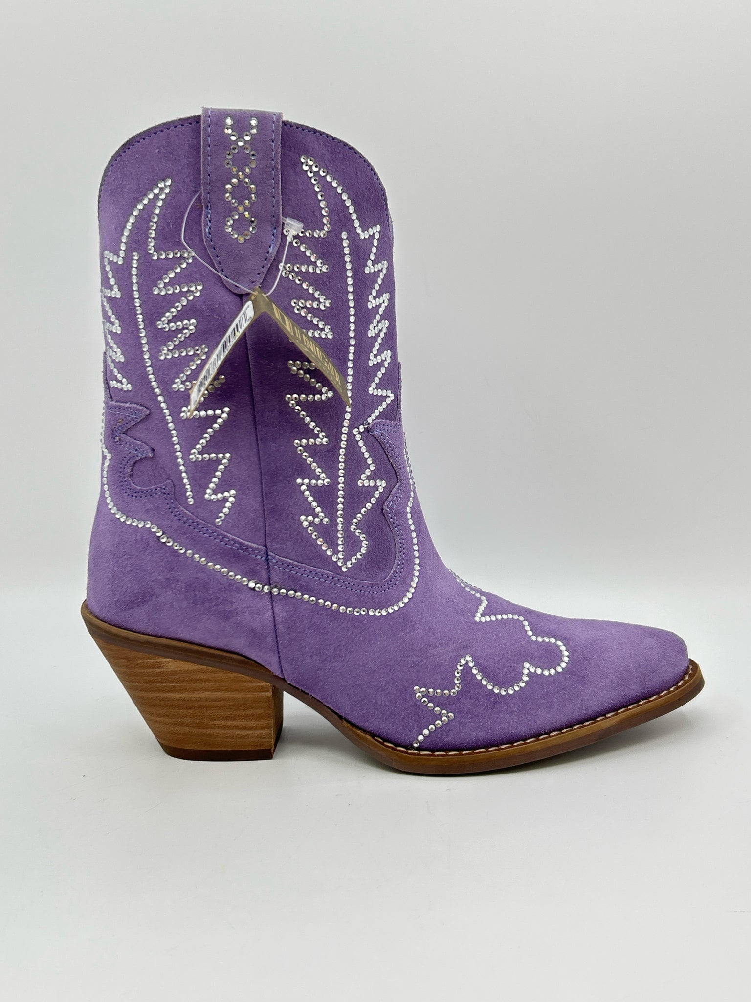 DINGO Size 8.5M Lavender Women Boots