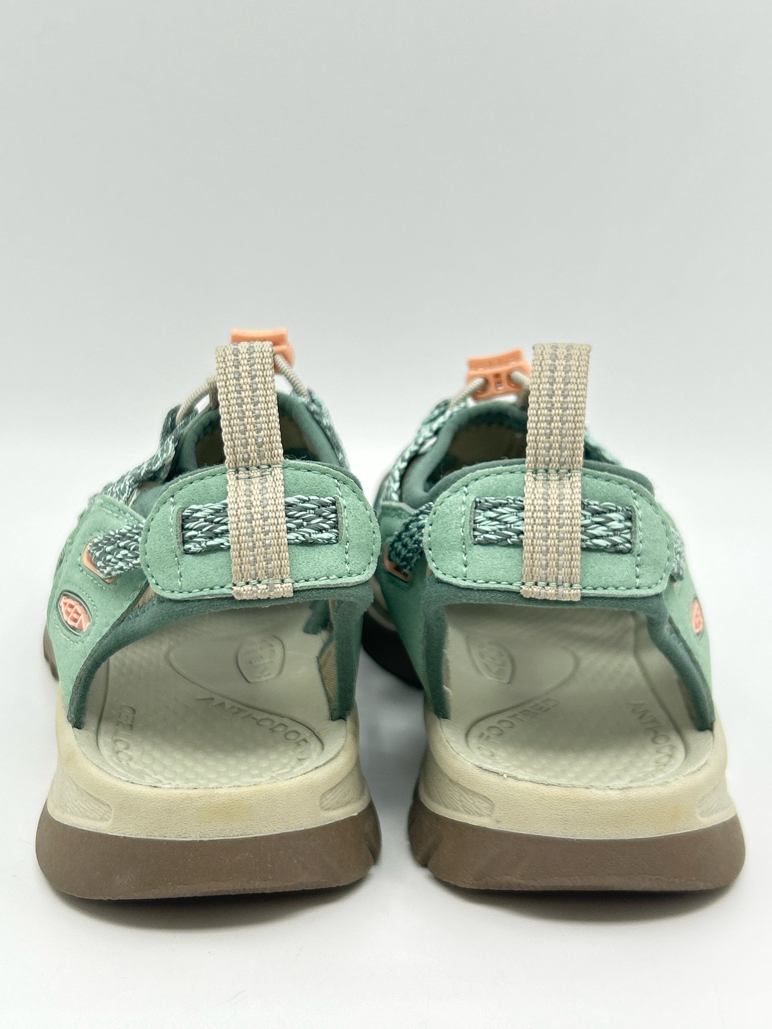 KEEN Size 9 Teal Women Sandal