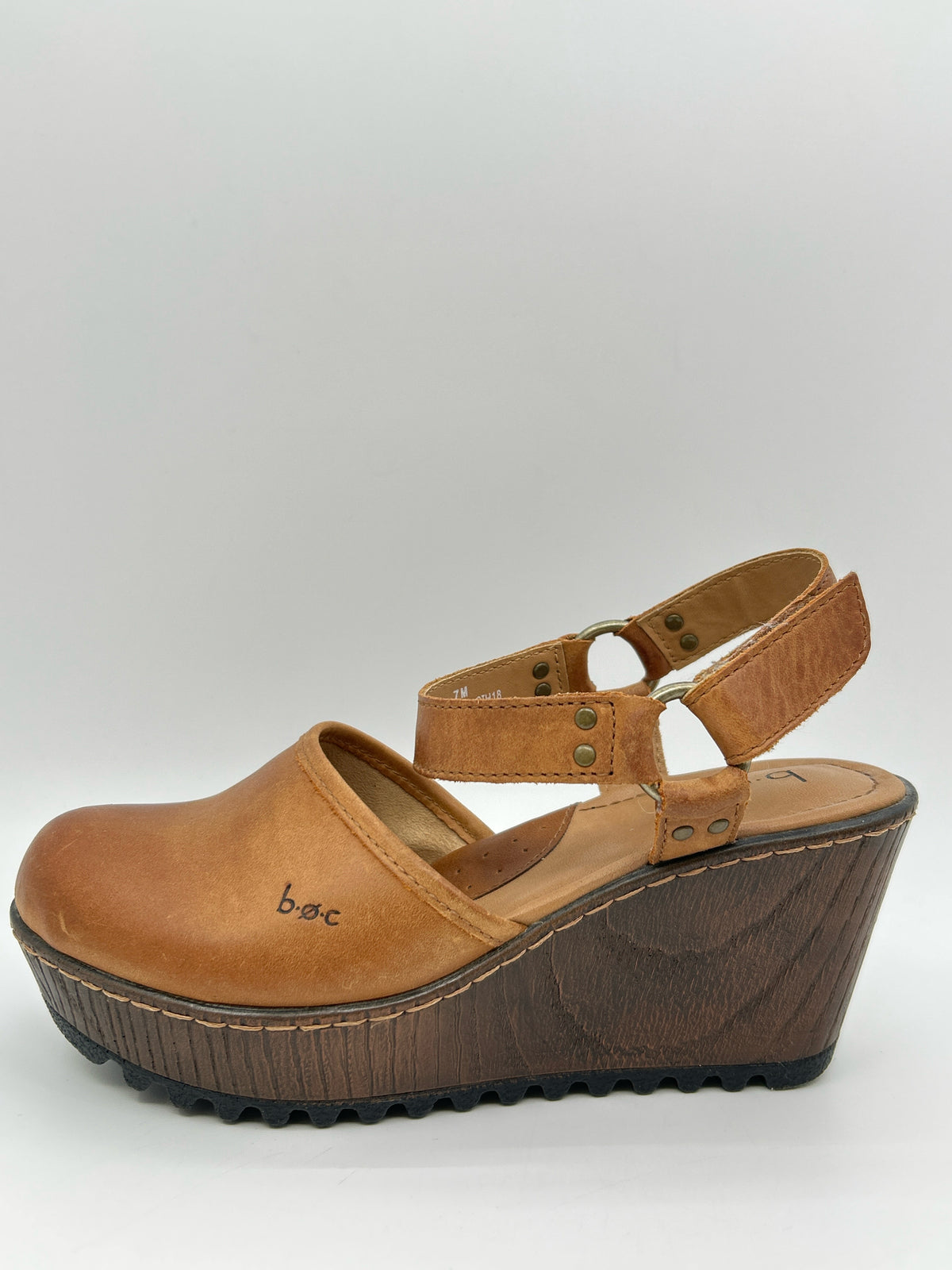 BOCS Size 7M Brown Women Shoes