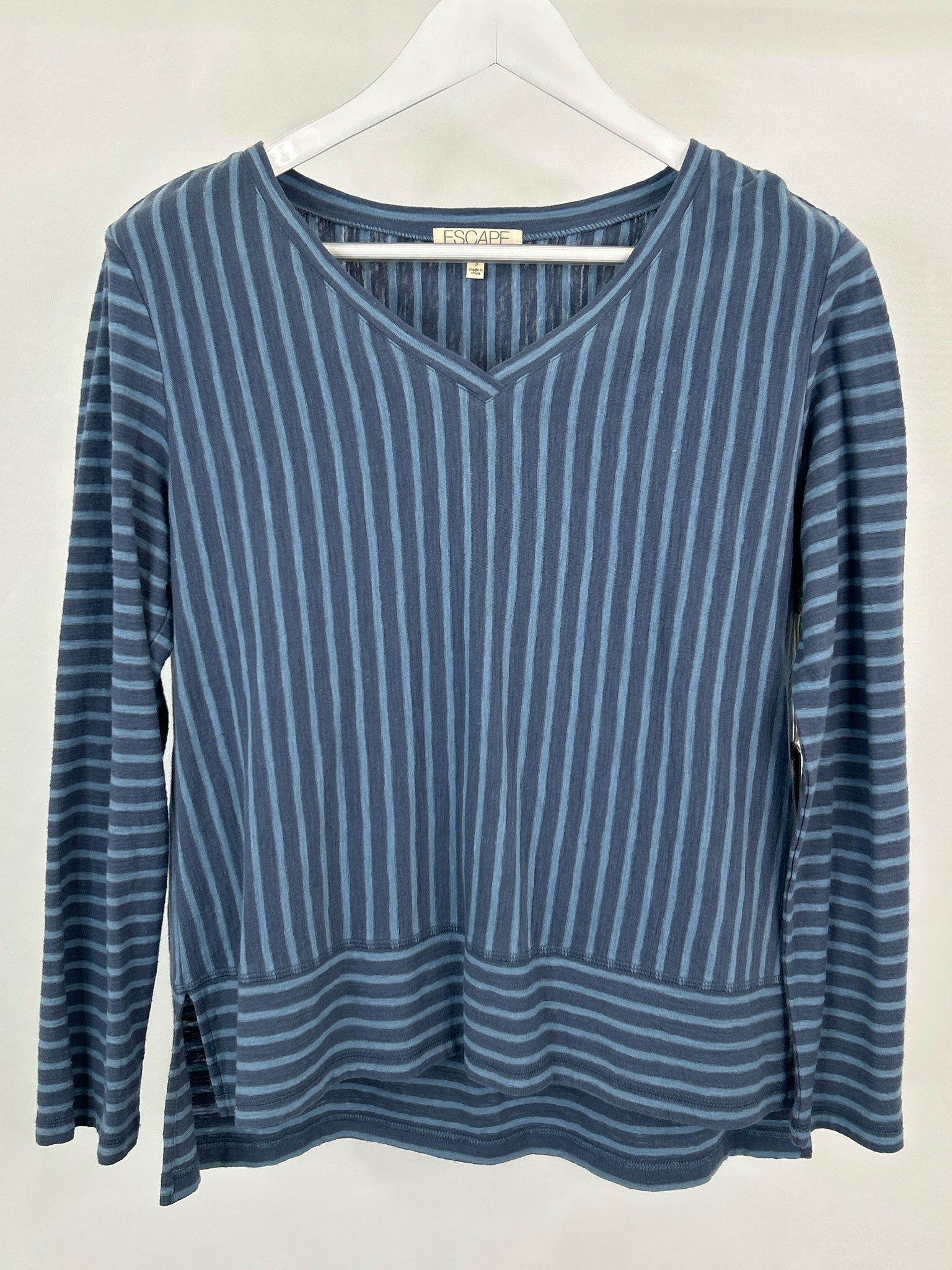 Escape by Habitat Clothes Size S Blue Striped Women T-shirt