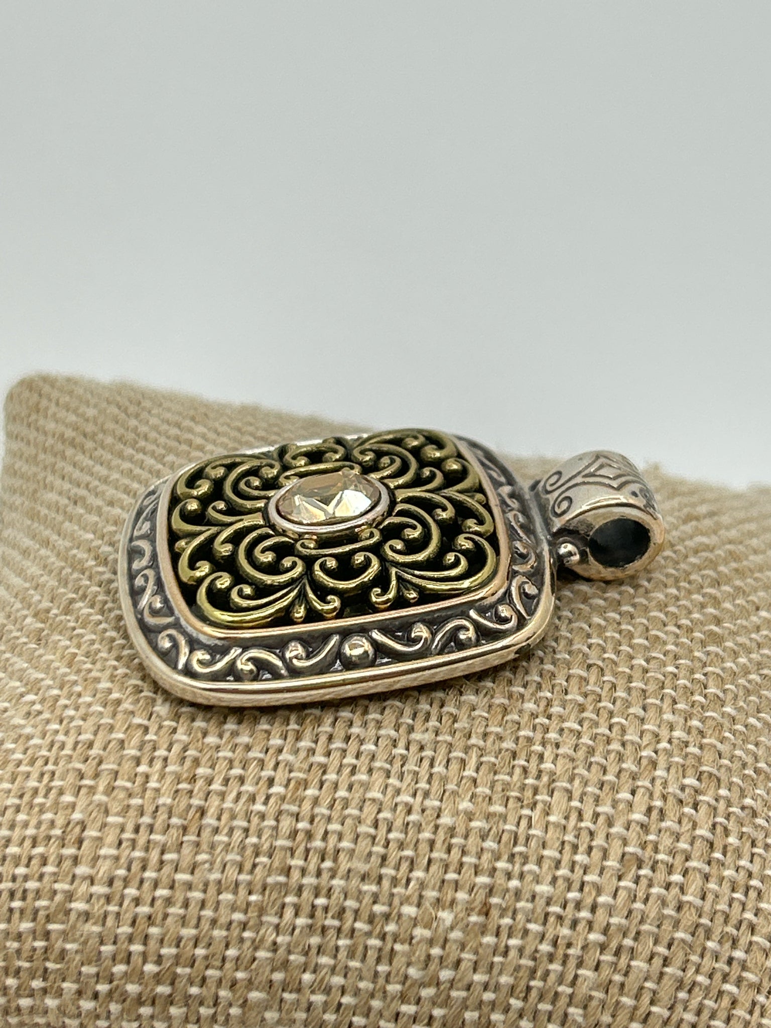 BRIGHTON Pendant