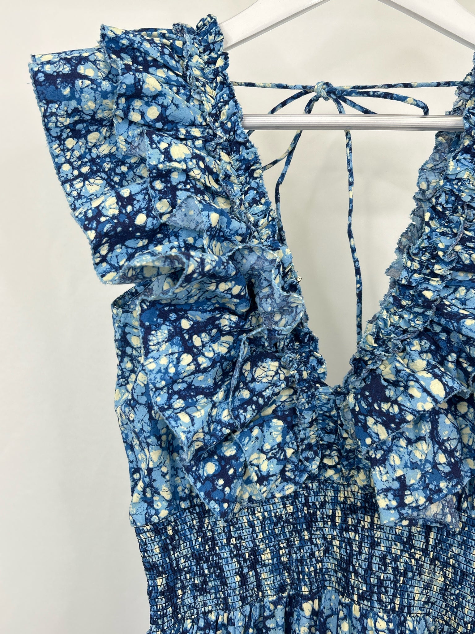 LOVE THE LABEL Size S blue and white Women Dress