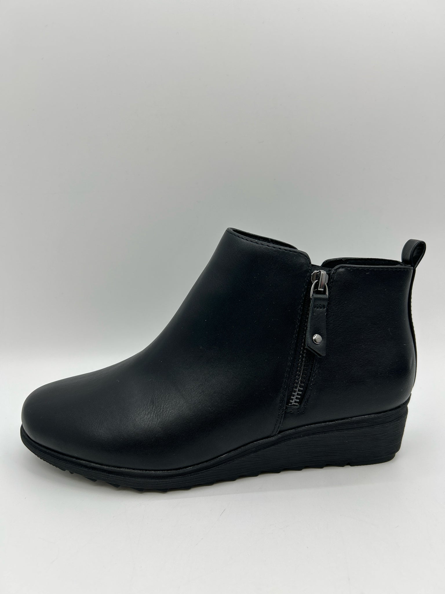 EASY SPIRIT Size 8.5W Black Women Booties