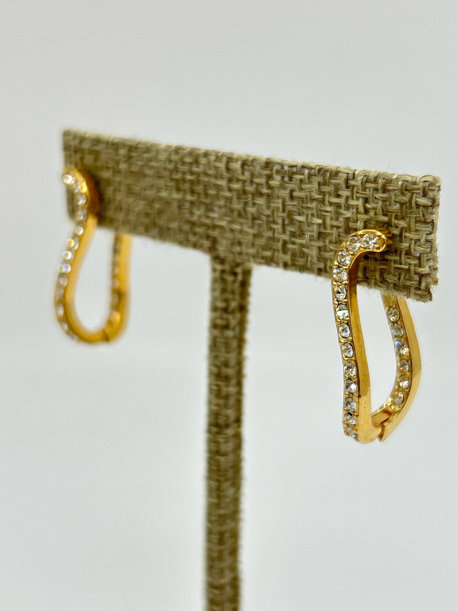 KENDRA SCOTT Gold Earrings