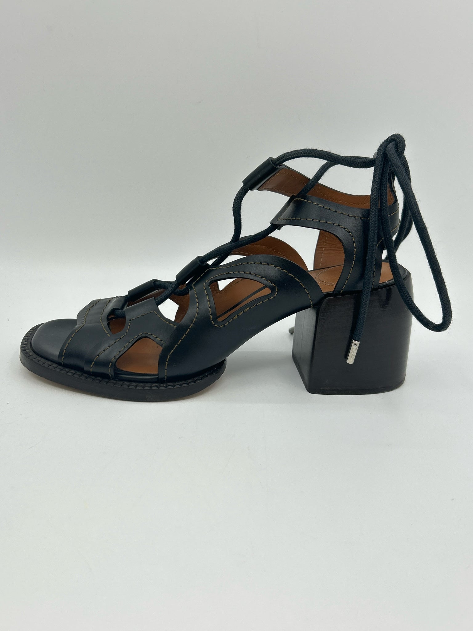 CHLOE Size 38 Black Women Sandal