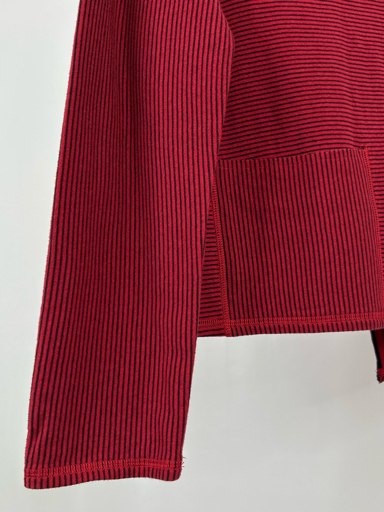 HABITAT Size S Red and Black Women Cardigan NWT