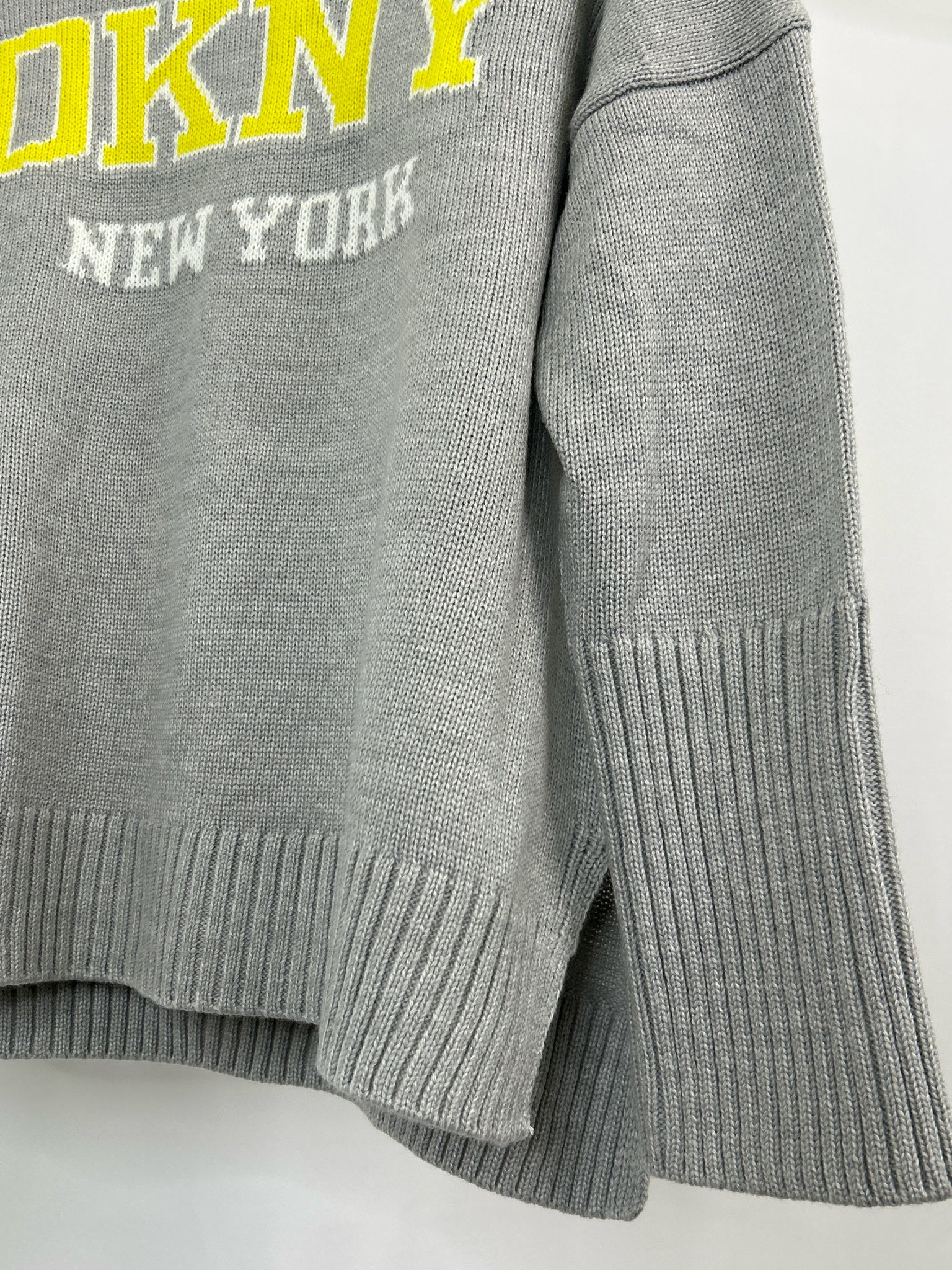 DKNY JEANS Size M Gray Women Sweater NWT