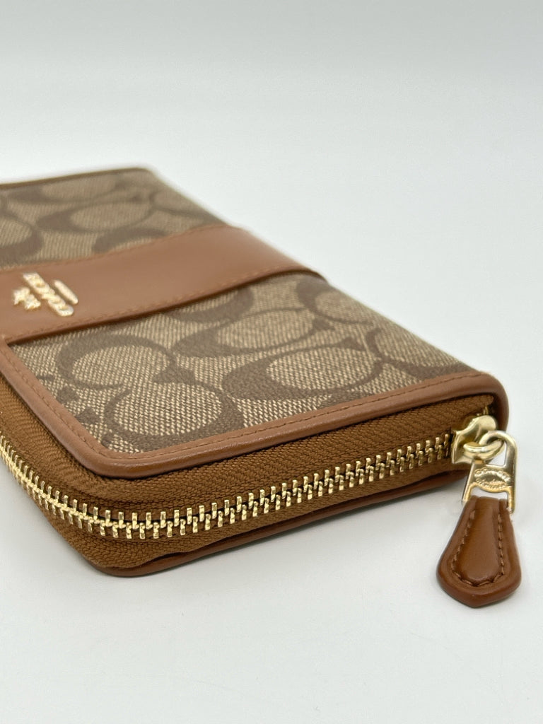 COACH Tan Women's Wallet