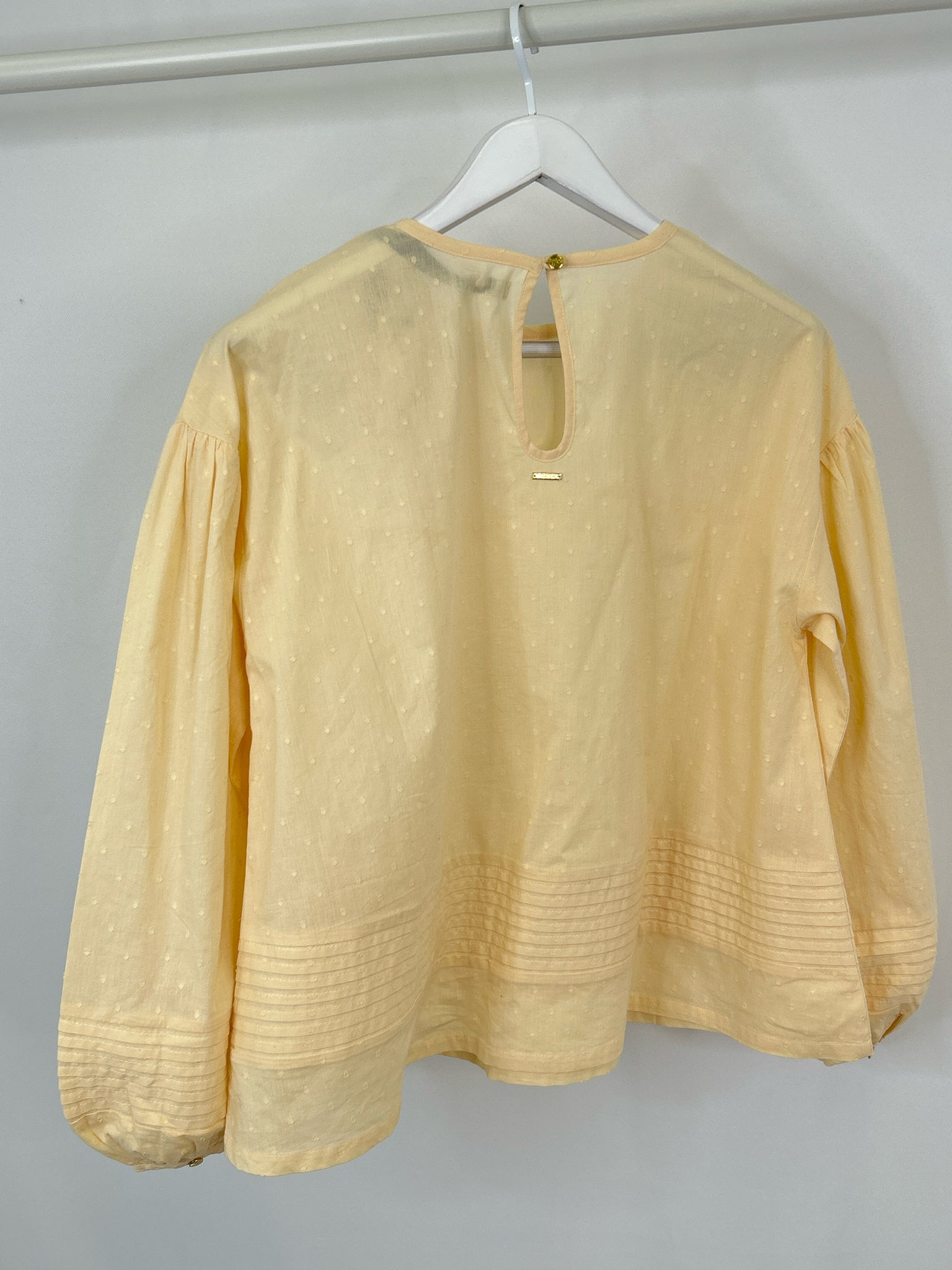 1 People Size S Cream Women Blouse