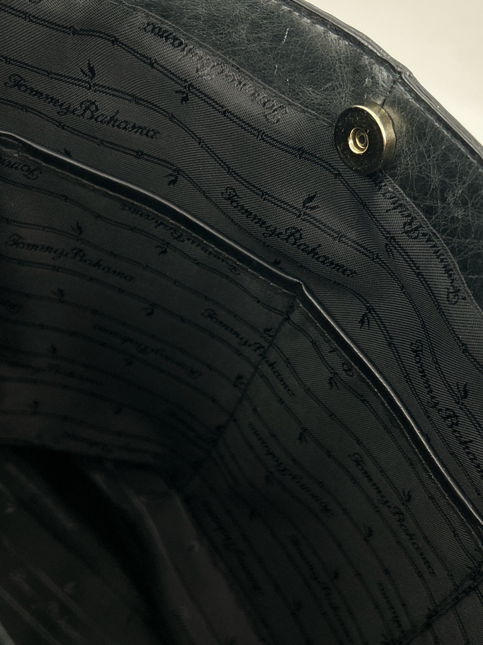 TOMMY BAHAMA Black Women Tote