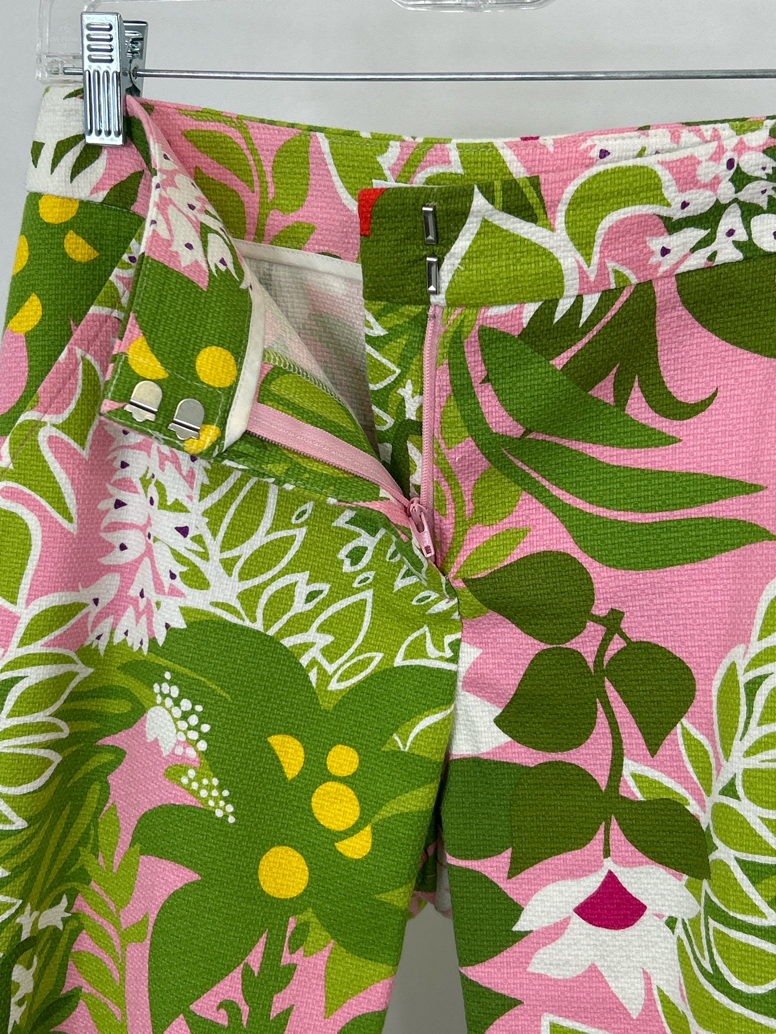 TRINA TURK Size 2 Green & Pink Women's Pants