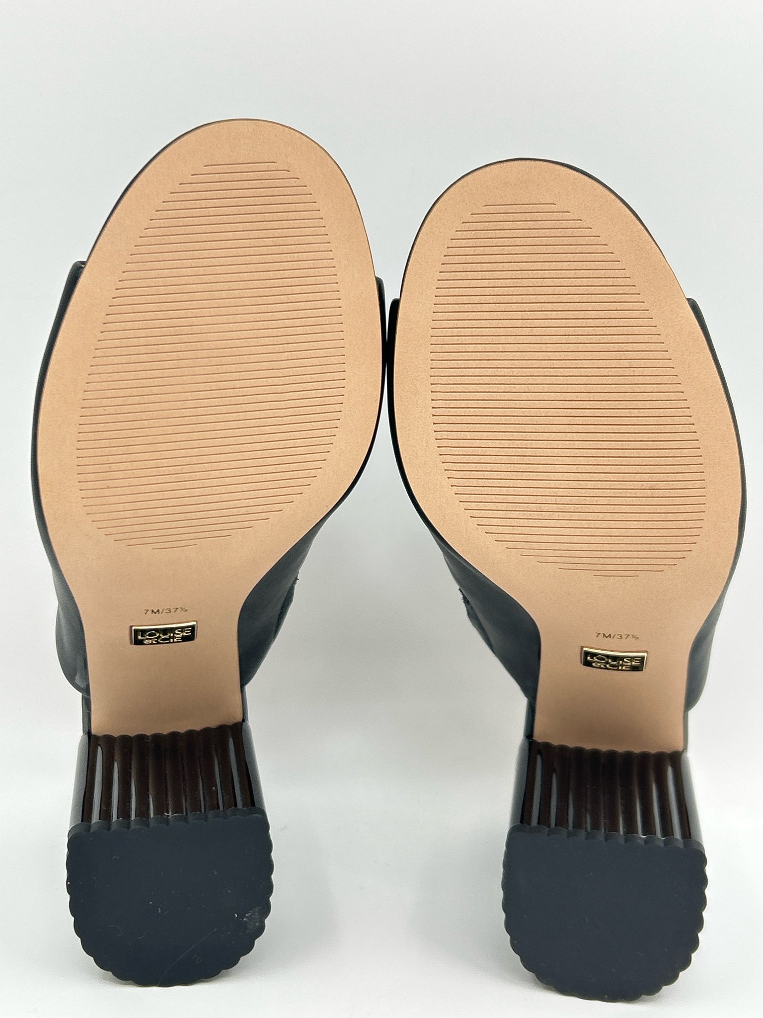 LOUISE ET CIE Size 7M Black Women Shoes