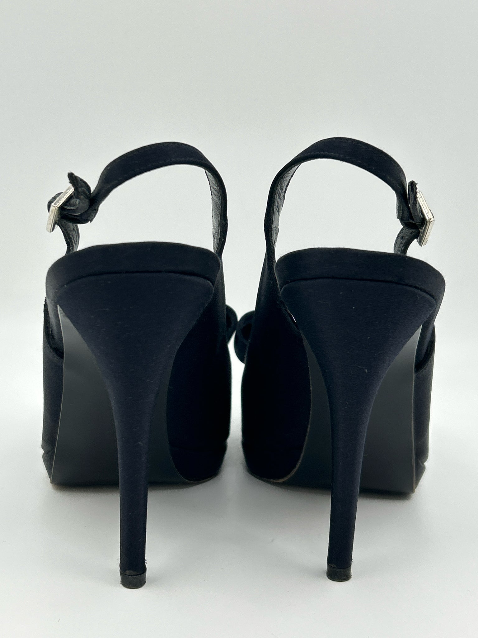 STUART WEITZMAN Size 9M Black Women Pumps